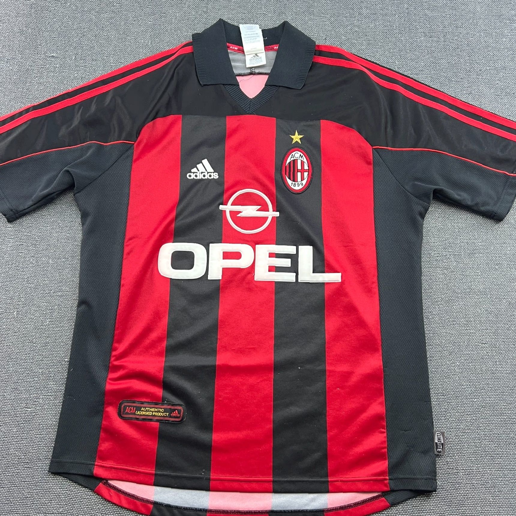 Adidas AC Milan 2000 2001 2002 Home Rui Costa Football Jersey Mens Medium Adidas Shirt T-Shirt Multicolor Size US M / EU 48-50 / 2 - 3 Thumbnail