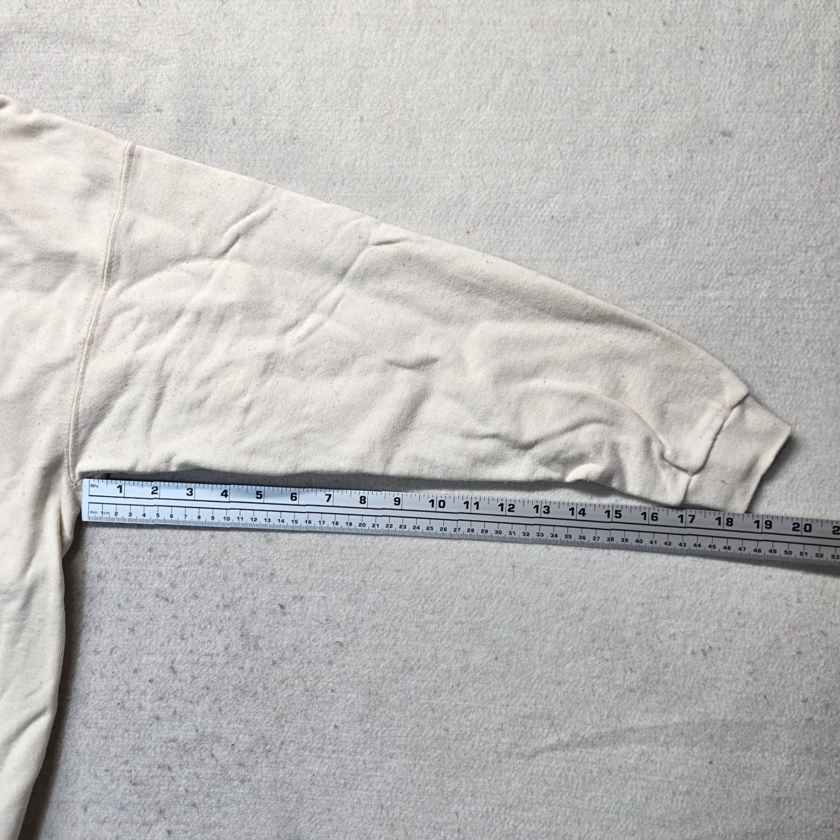 Tultex Vintage Bubba Sweater Shirt Mens Large Ivory 1990s Tultex Hunting Look Holiday Lights Ready for the Lights Mens Size US L / EU 52-54 / 3 - 5 Thumbnail