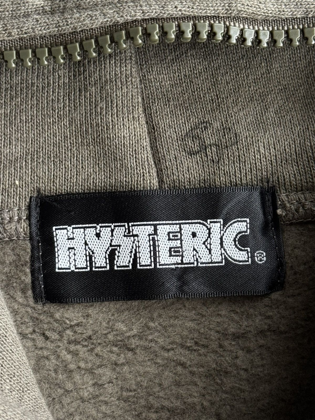 Hysteric Glamour Vintage Hysteric Glamour Double Sleeve Hit Shark Hoodie Size US M / EU 48-50 / 2 - 7 Thumbnail