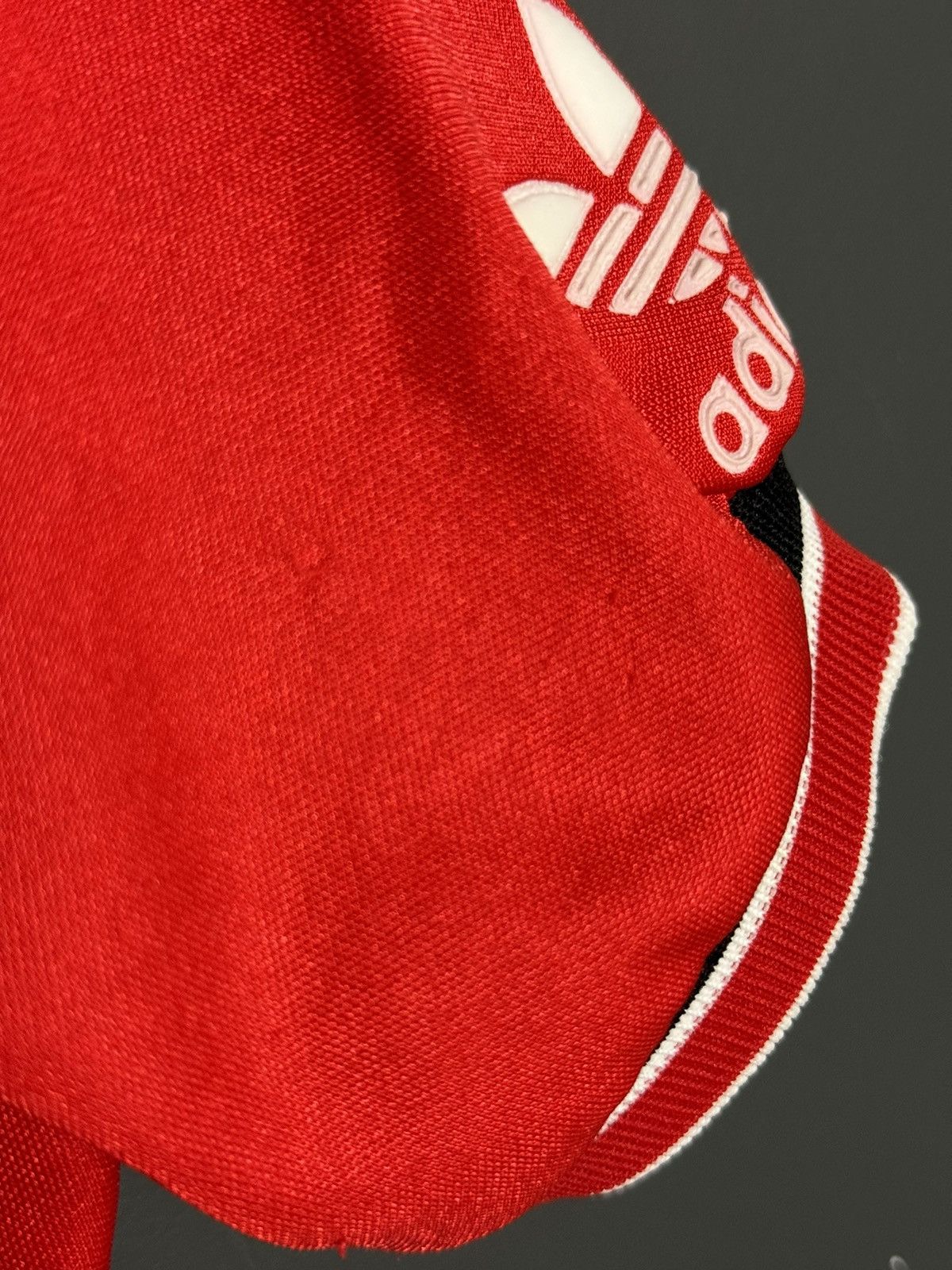 Vintage KIDS Manchester United 84/86 Home Football Jersey Size US XS / EU 42 / 0 - 17 Thumbnail