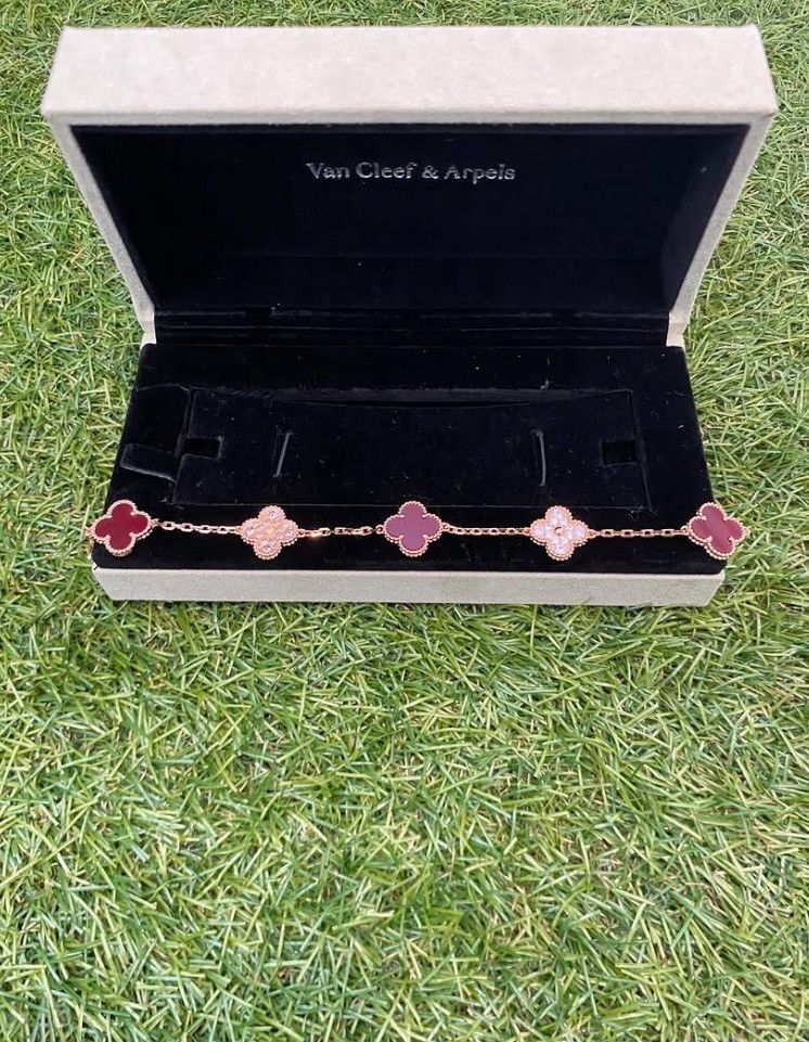 Van Cleef & Arpels Van Cleef and Arpels 18k bracelet Size ONE SIZE - 4 Thumbnail