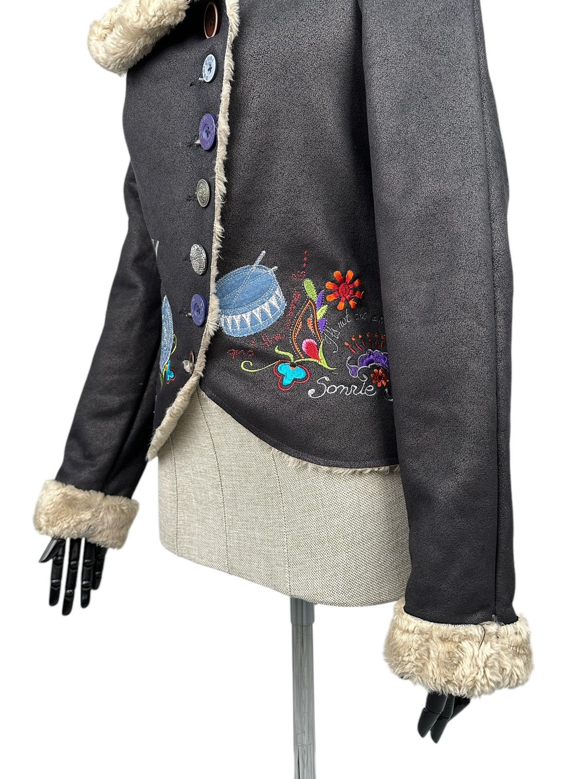 Desigual DESIGUAL RAINBOW WOMEN’S SHORT JACKET FAUX FUR BLACK COAT Size XS / US 0-2 / IT 36-38 - 5 Thumbnail
