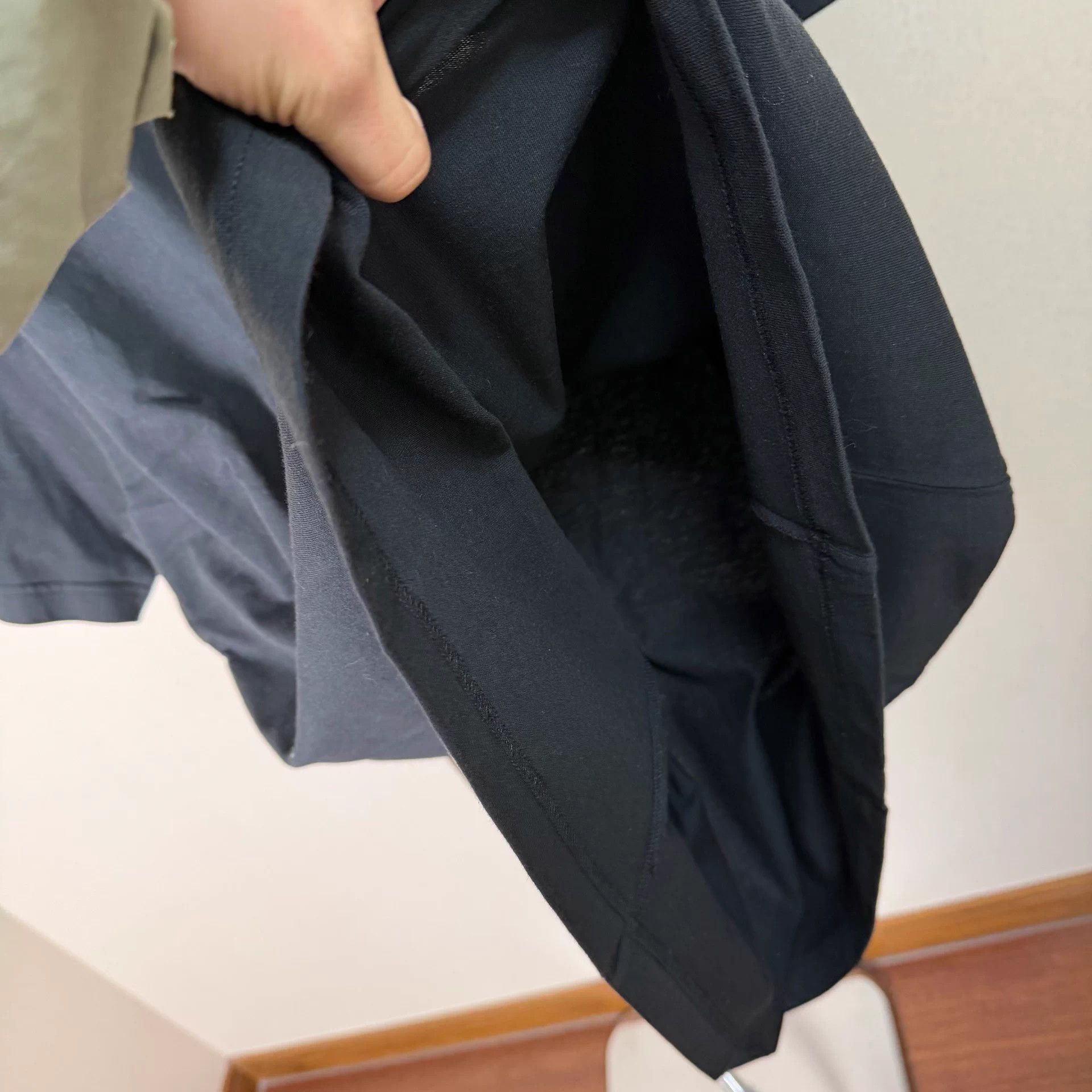 Balenciaga Balenciaga SS23 Oversized Black 5-Length Half-O-Neck T-Shirt Size US L / EU 52-54 / 3 - 7 Thumbnail