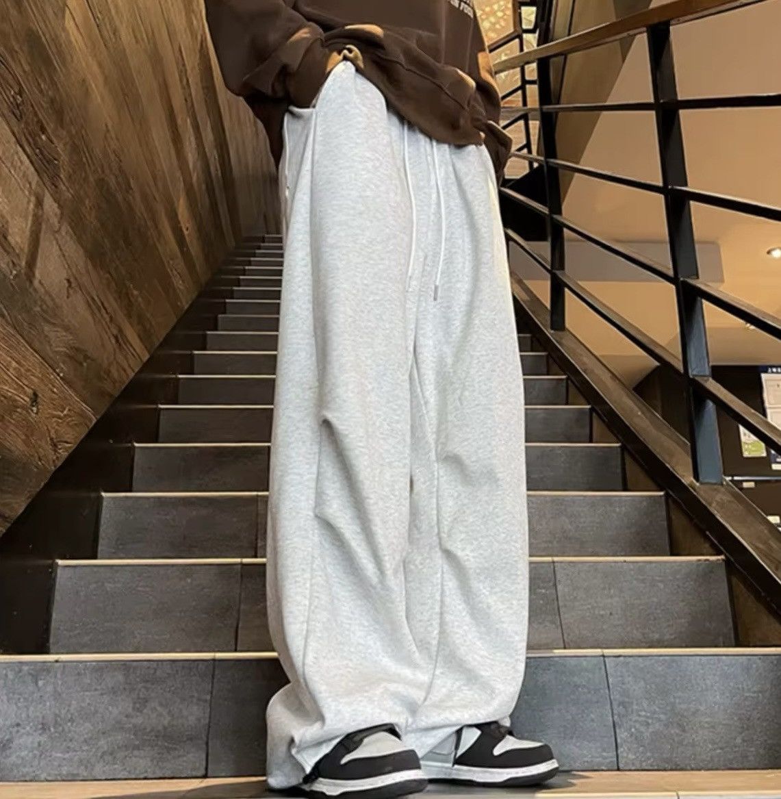 Vintage Streetwear Sportswear Sweatpants Joggers Parachute Pants Size US 33 - 4 Thumbnail