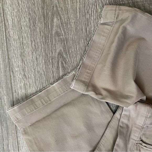 Hudson NWT Hudson Men Clint Chino Taupe Cropped Pants Bottoms Size Size US 29 - 3 Thumbnail