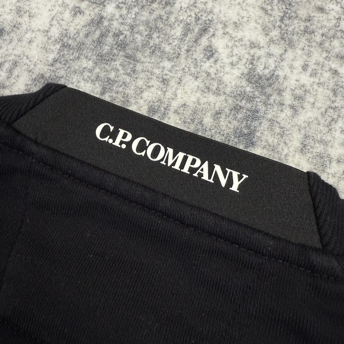 C.P. Company C.P. Company Lens ‘Black’ Crewneck Size US S / EU 44-46 / 1 - 5 Thumbnail