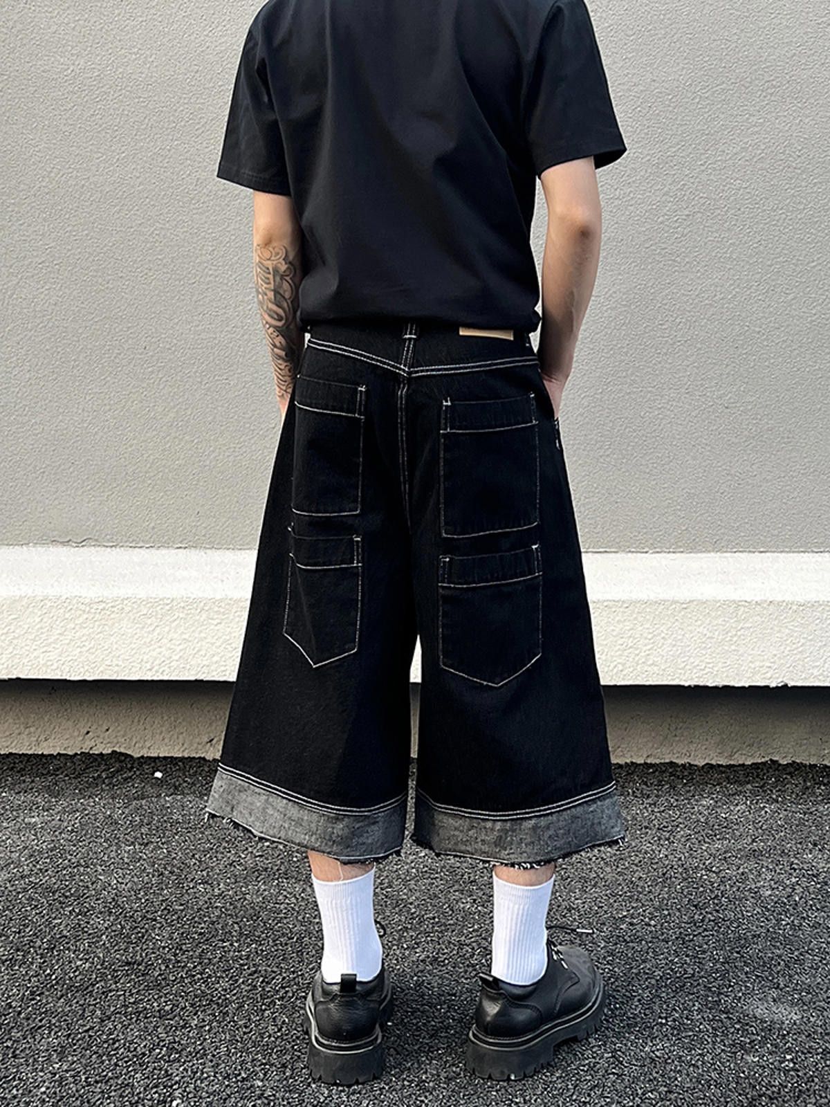 Japanese Brand Multi Button Black Denim Jorts Size US 32 / EU 48 - 5 Thumbnail