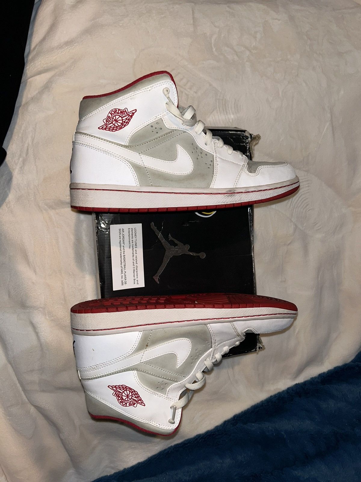 Jordan Brand Jordan Retro 1 (HARE) 2009 Size US 11 / EU 44 - 11 Thumbnail