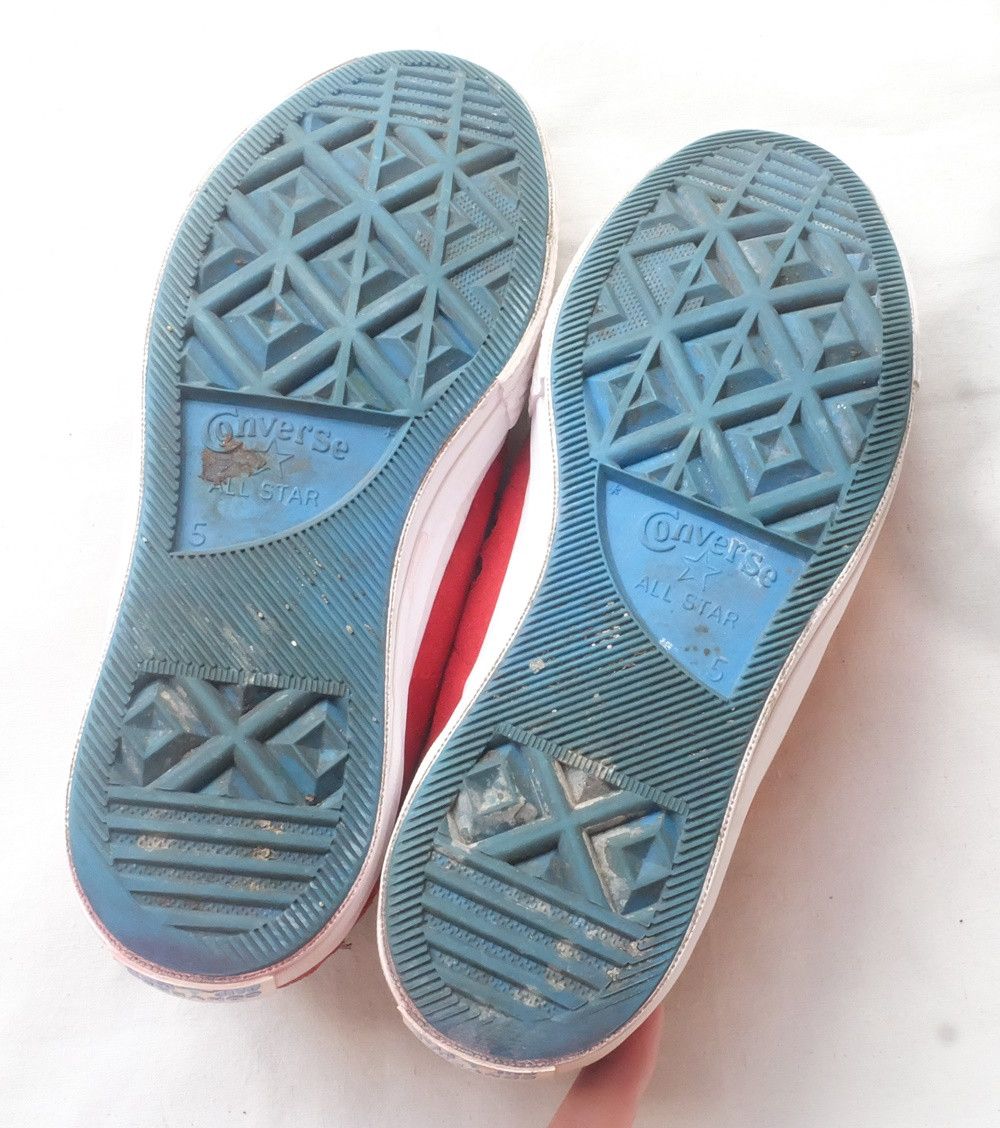 Converse Converse One Star Ox x Hello Kitty Size US 5 / IT 35 - 9 Thumbnail