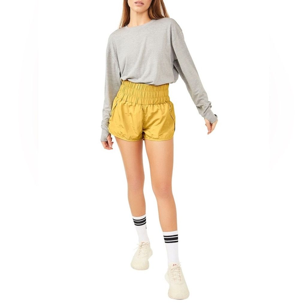 Free People Free People Movement The Way Home Shorts in Yellow Size S Size 26" / US 2 / IT 38 - 1 Thumbnail
