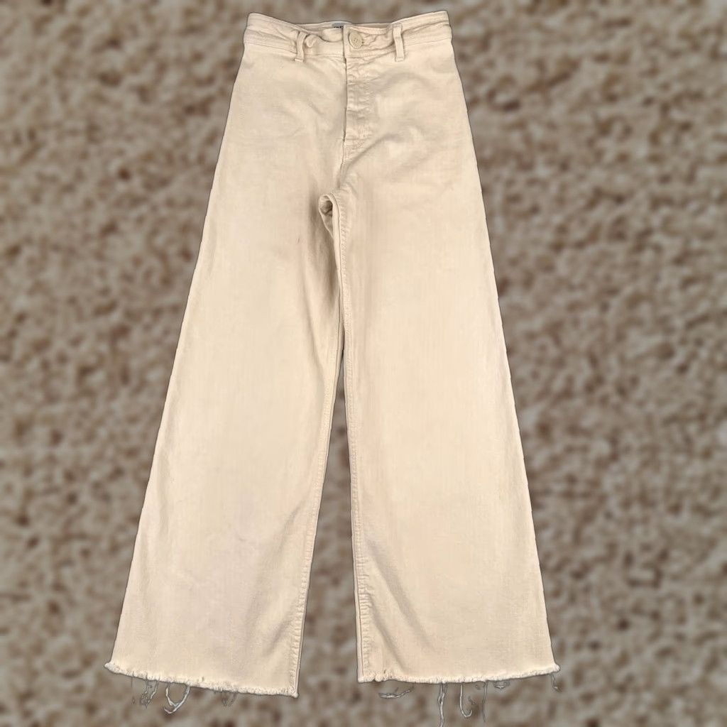 Zara Zara Jeans Women 4 Beige Denim Wide Leg High Rise Zip Fly Cotton Blend 24x27 Jeans 90s Womens Size 27" / US 4 / IT 40 - 1 Thumbnail