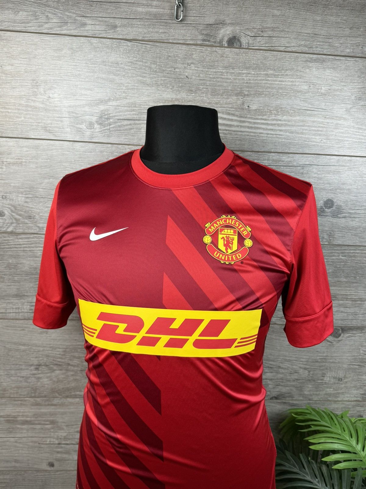 MANCHESTER UNITED TRAINING FOOTBALL JERSEY NIKE VINTAGE