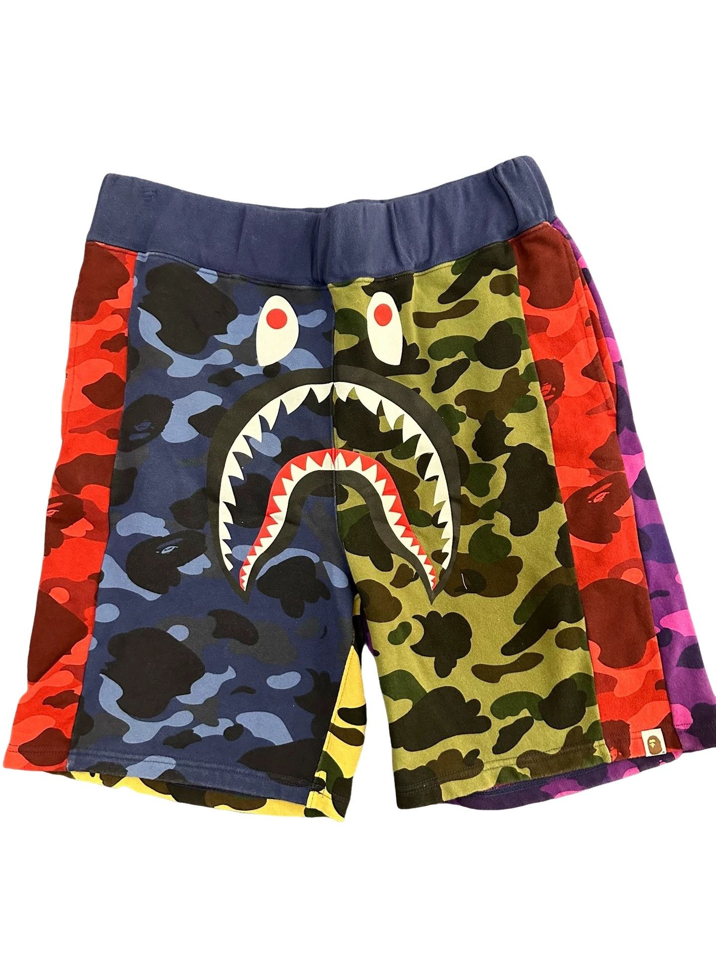 Bape Bape Multi Camo Shark Shorts 2XL Size US 38 / EU 54 - 1 Thumbnail