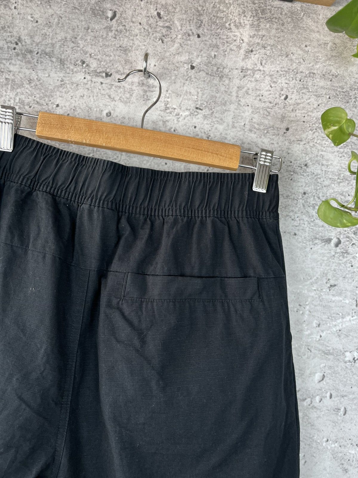 Japanese Brand × Nike Nike - City Made Woven Cargo Pants Black S Size US 30 / EU 46 - 8 Thumbnail