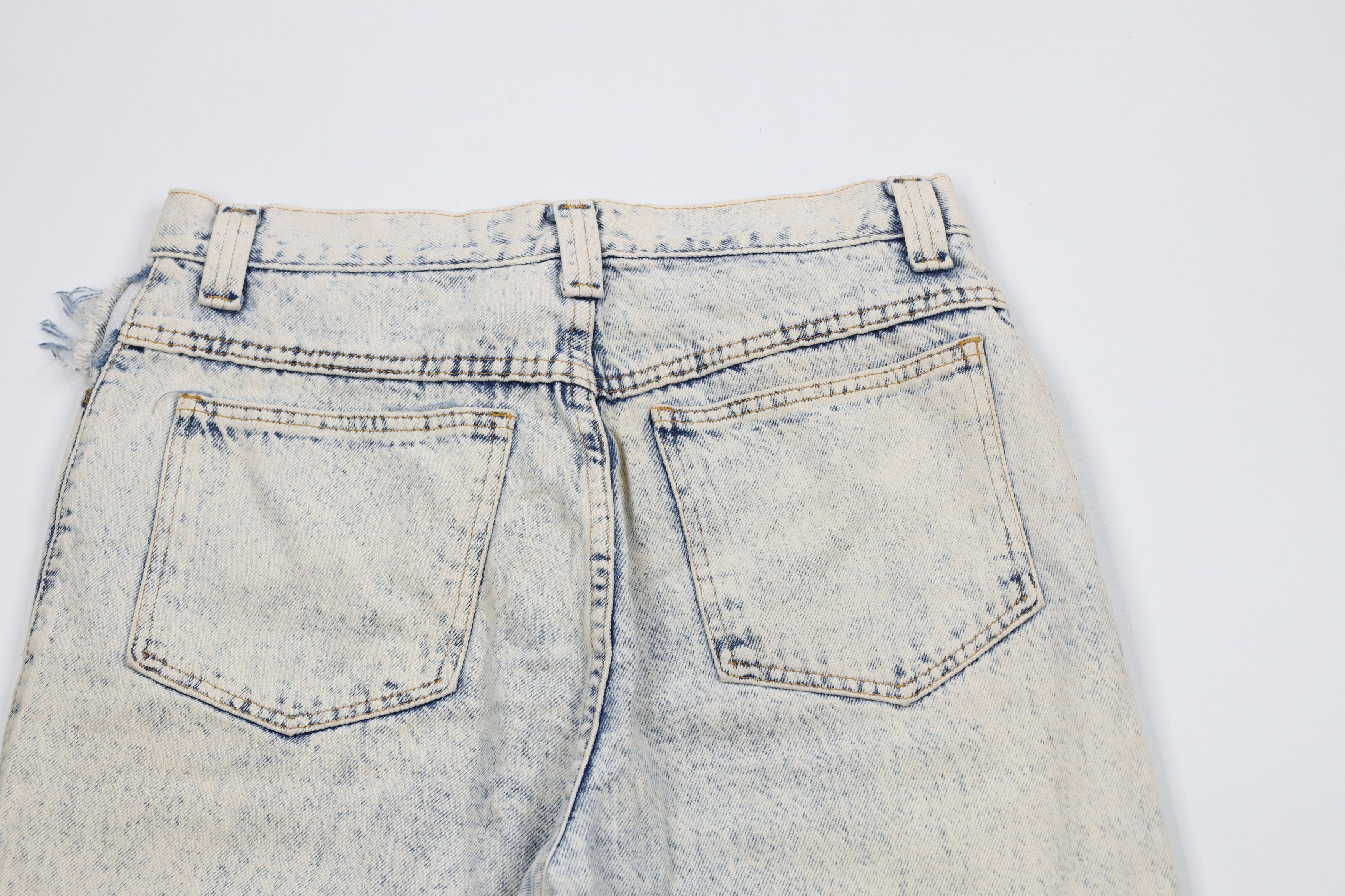 Vintage Vintage 90s IOU Streetwear Acid Wash Tapered Leg Denim Jeans Size 34" / US 12 / IT 48 - 9 Thumbnail