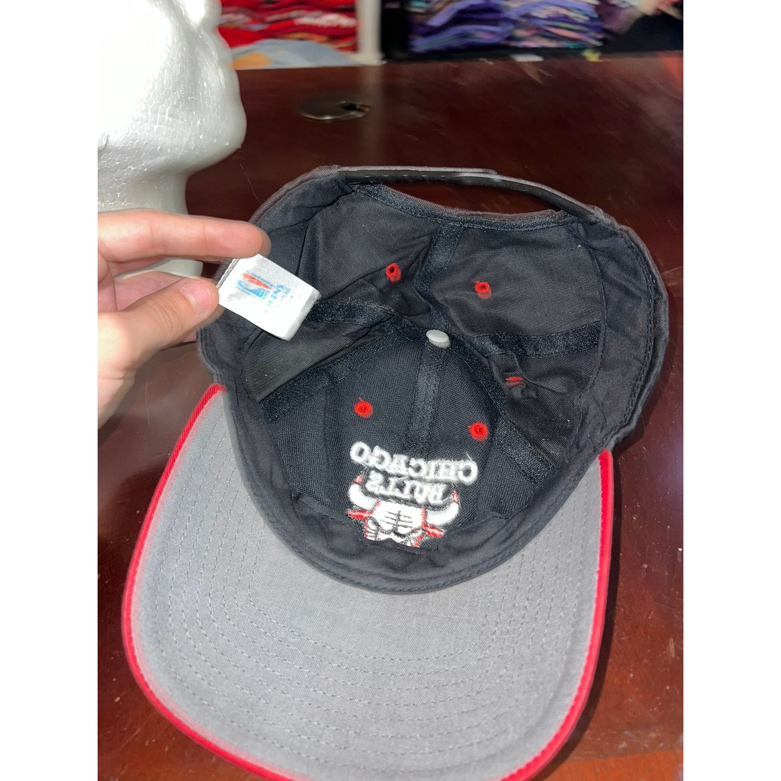 Twins Enterprise Inc. Vintage Chicago Bulls Snapback Hat Black Red NBA 90s VTG Size ONE SIZE - 6 Thumbnail