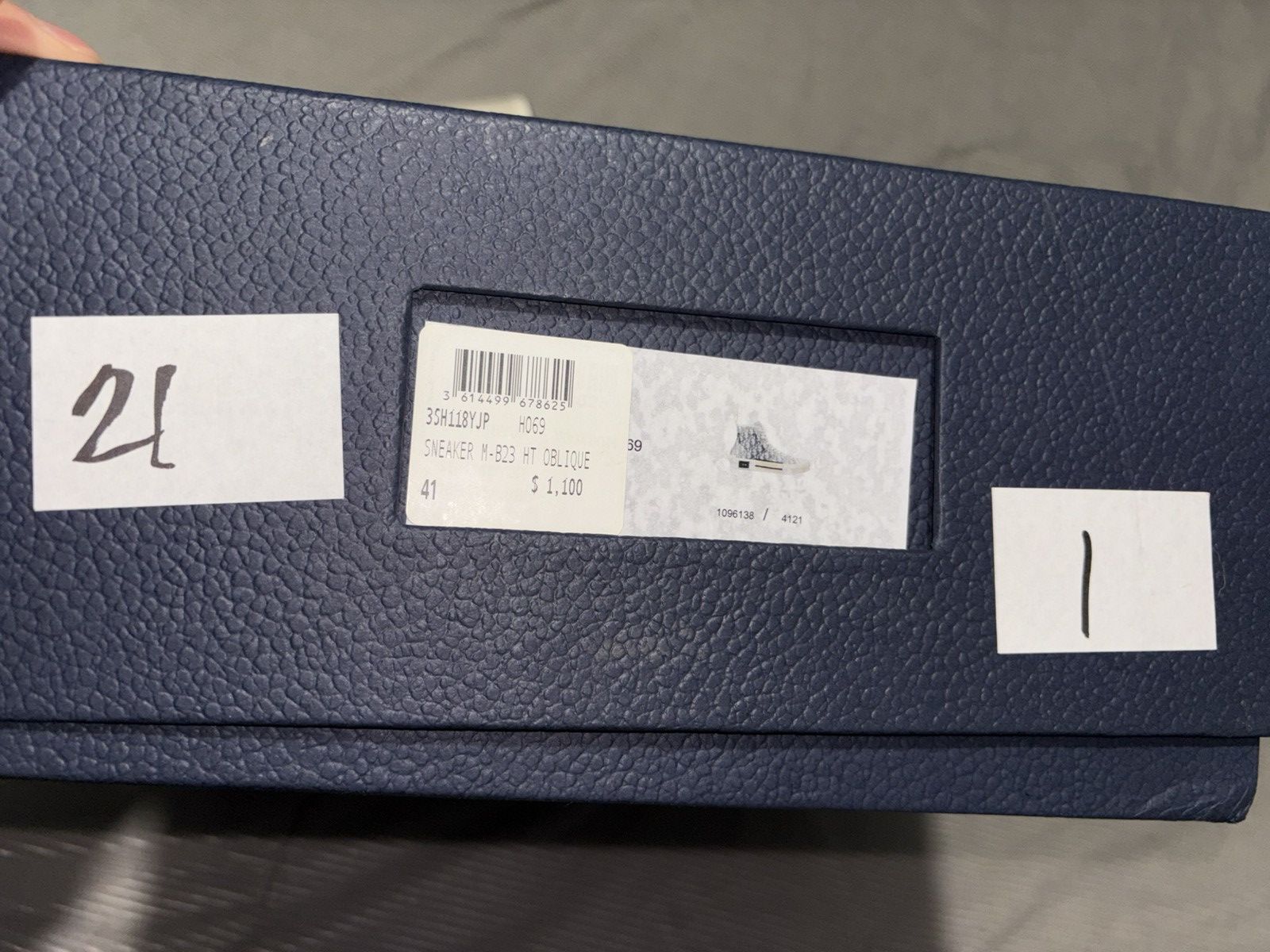 Dior 8 41 Dior B23 Oblique High Top Sneaker Trainer Converse logo Size US 8 / EU 41 - 8 Thumbnail