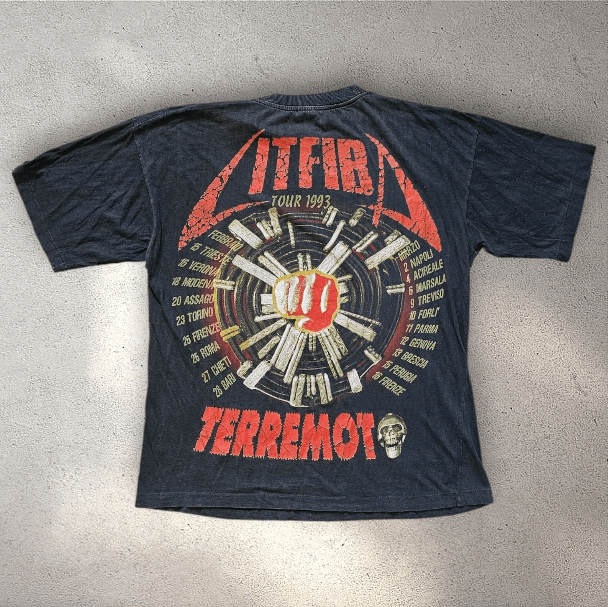 Band Tees × Vintage Litfiba Terremoto Vintage Tee 1993 Size US XXL / EU 58 / 5 - 3 Thumbnail