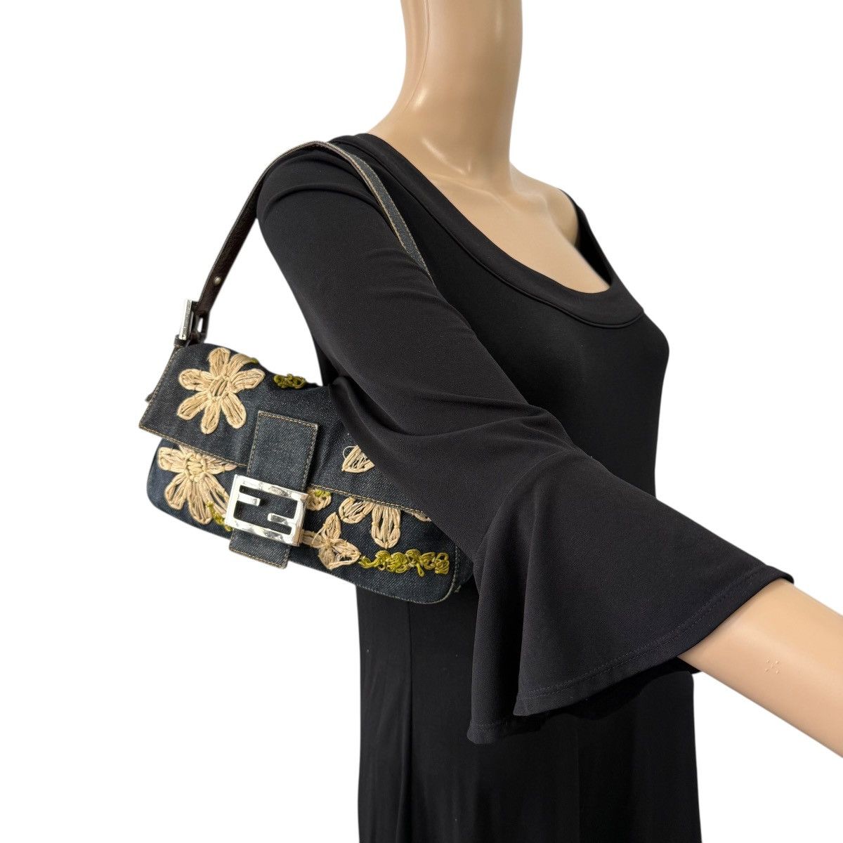 Fendi Fendi Embroidered Flowers Denim Baguette Shoulder Bag Size ONE SIZE - 11 Thumbnail