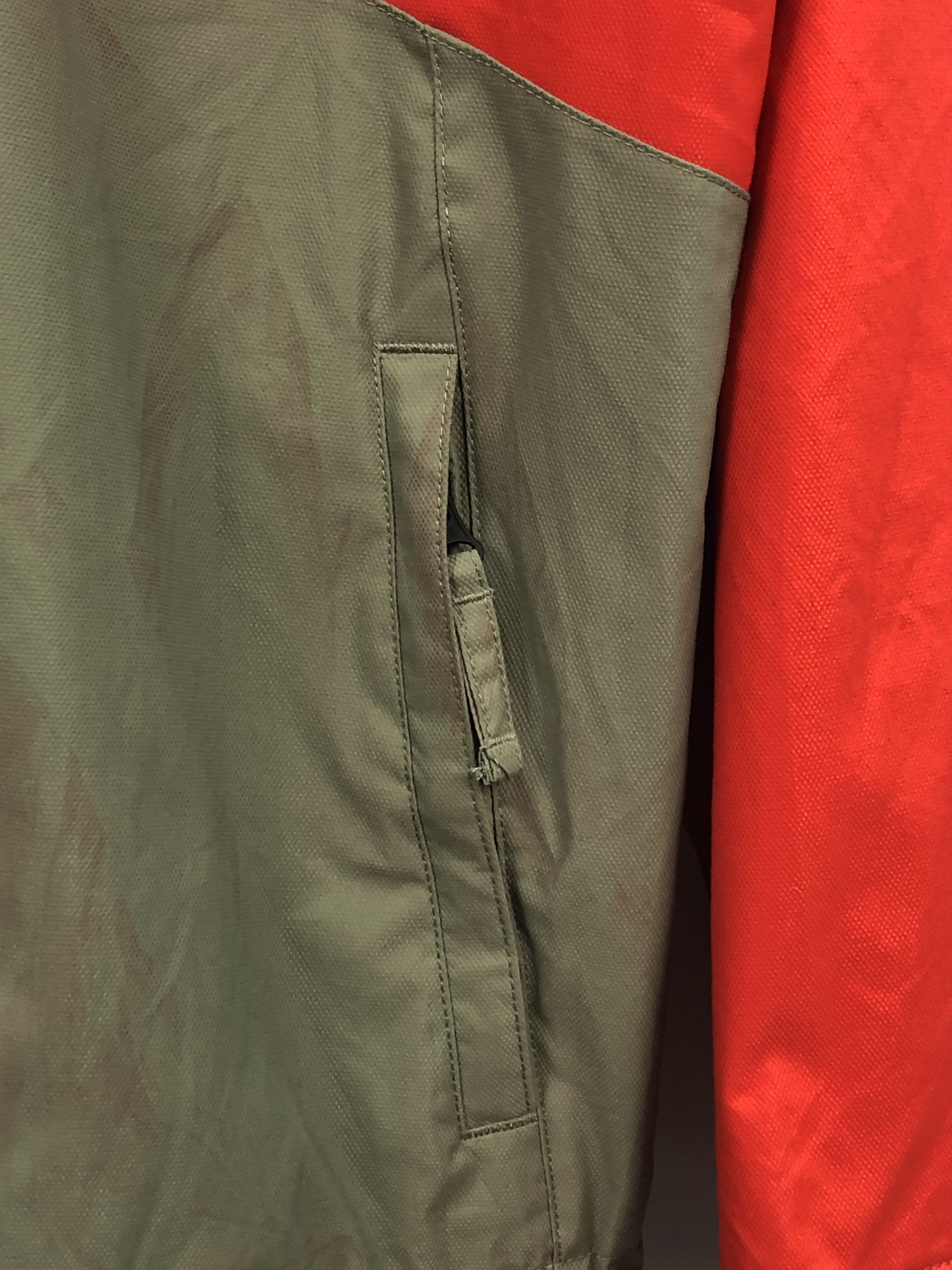 Volcom Vintage Volcom Windbreaker Zipper Jacket J0259 Size US L / EU 52-54 / 3 - 10 Thumbnail