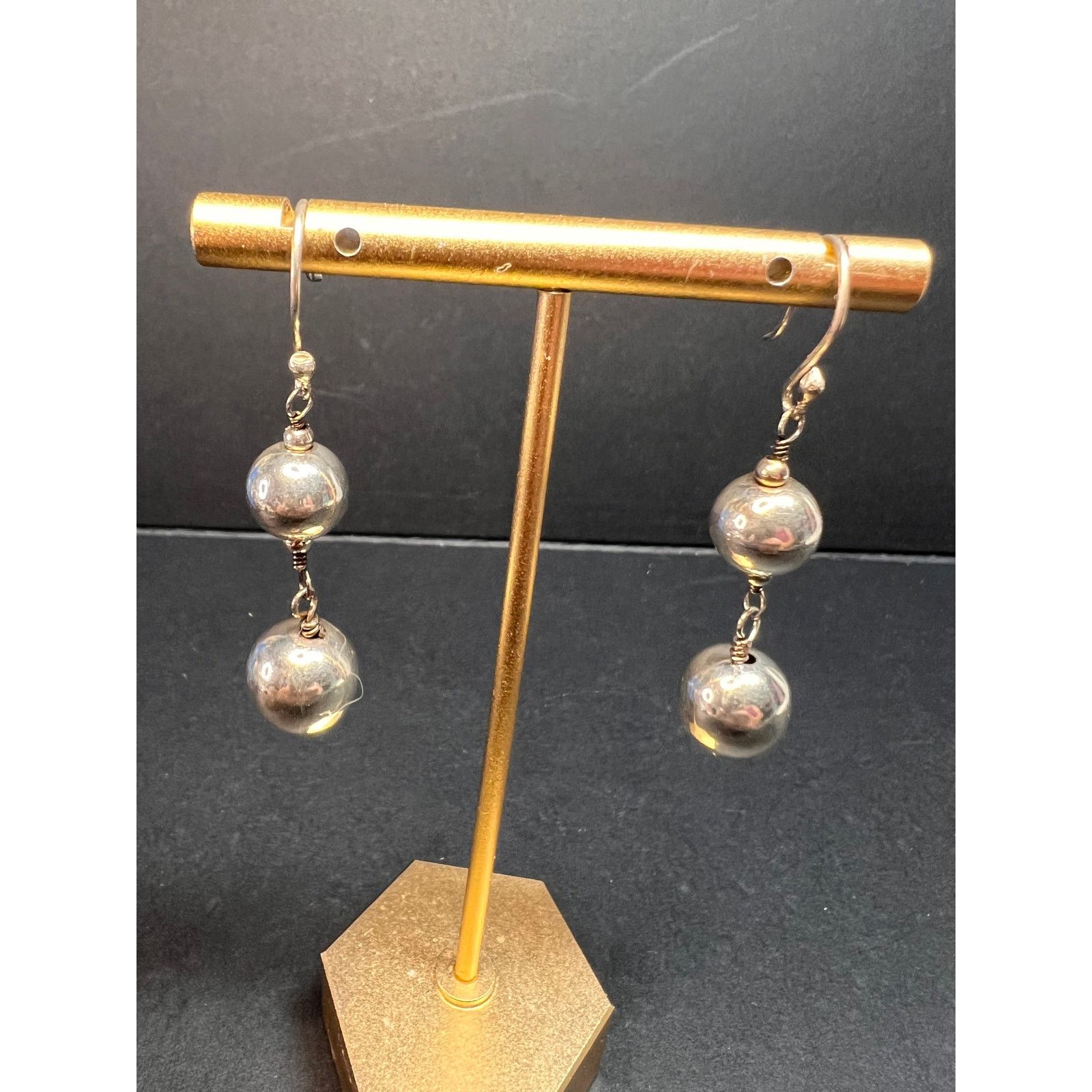 Other Vintage sterling silver graduated ball dangling earrings Size ONE SIZE - 2 Thumbnail