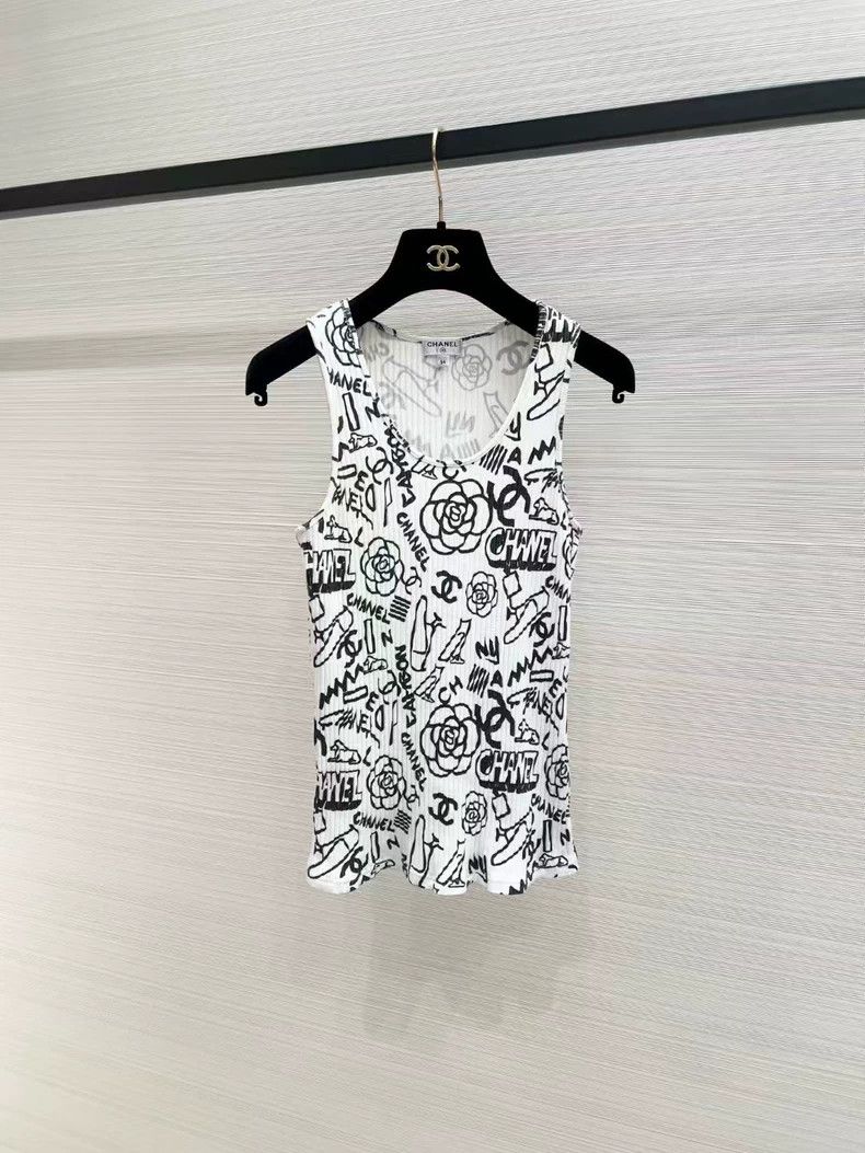 Chanel Chanel Black and white logo graffiti women's vest sleevele Size XXS / US 00 / IT 34 - 1 Thumbnail