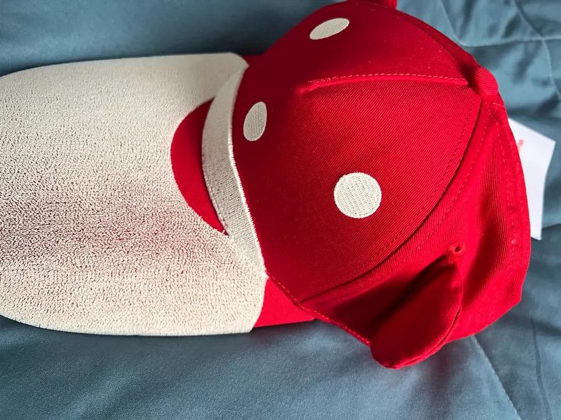 Walter Van Beirendonck walter van beirendonck Red bear hat Size ONE SIZE - 2 Thumbnail