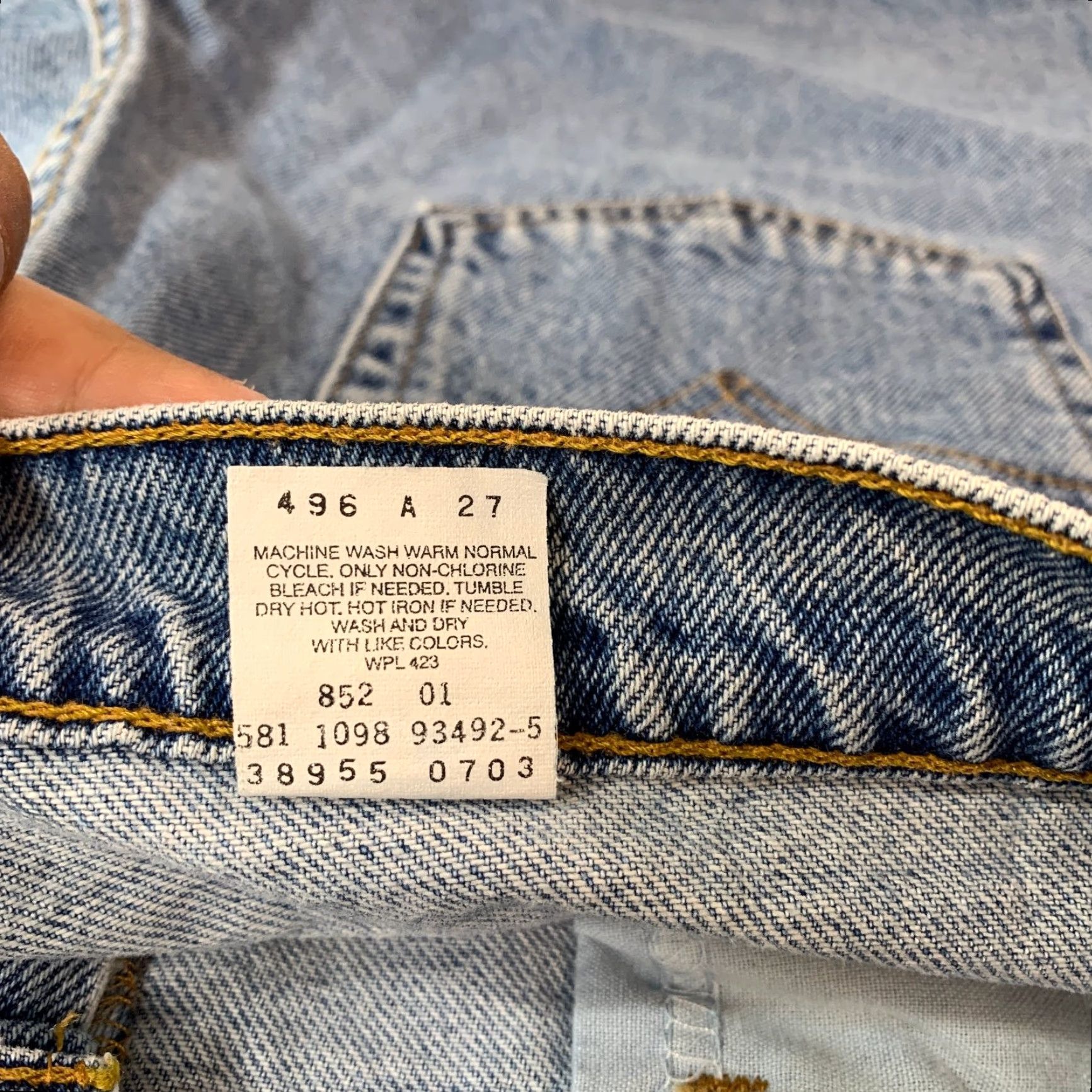 Levi's Vintage Levi's Denim Shorts Womens 14 34x5.5 Blue 90s Jorts Made USA Levi's Denim Shorts Womens 14 34x5.5 Blue 90s Jorts Made USA Size 36" / US 14 / IT 50 - 4 Thumbnail