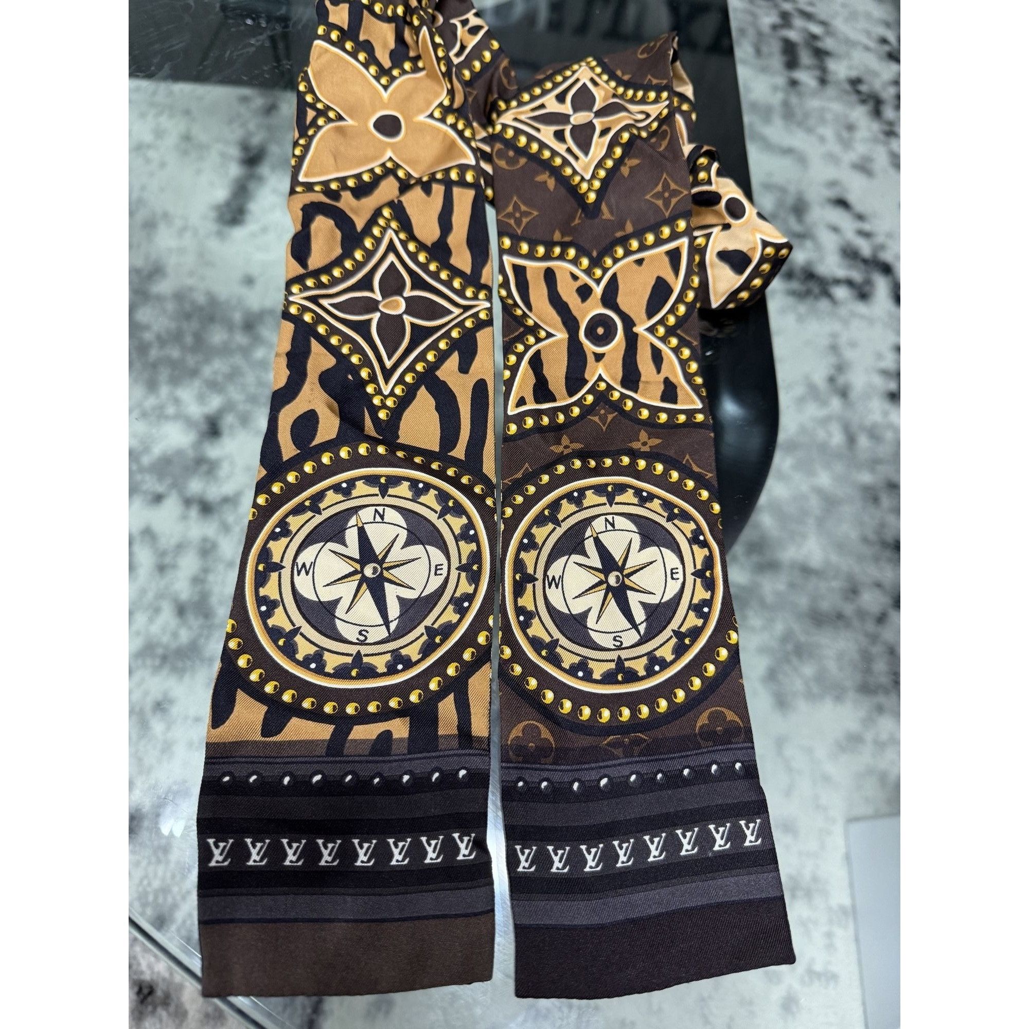 Louis Vuitton Louis Vuitton Monogram Jungle Bandeau Scarf 100% Silk Brown/ Size ONE SIZE - 2 Thumbnail
