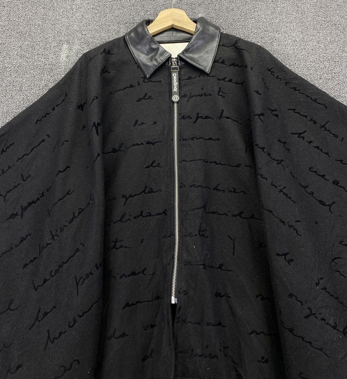 Desigual Vintage Desigual Black Poncho Size ONE SIZE - 4 Thumbnail