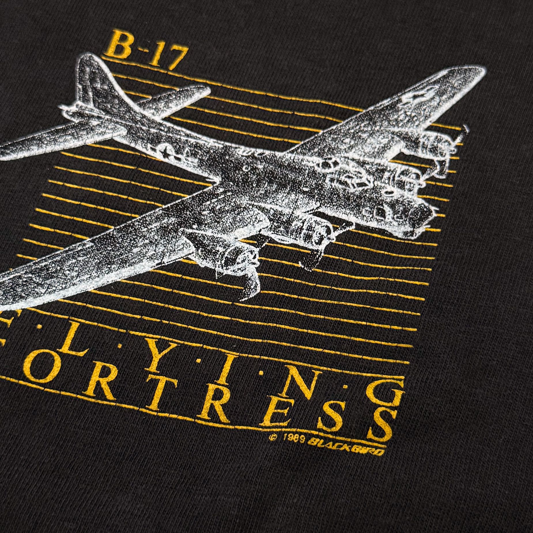 Vintage 1989 Blackbird B-17 Flying Fortress Tee Size US XL / EU 56 / 4 - 5 Thumbnail