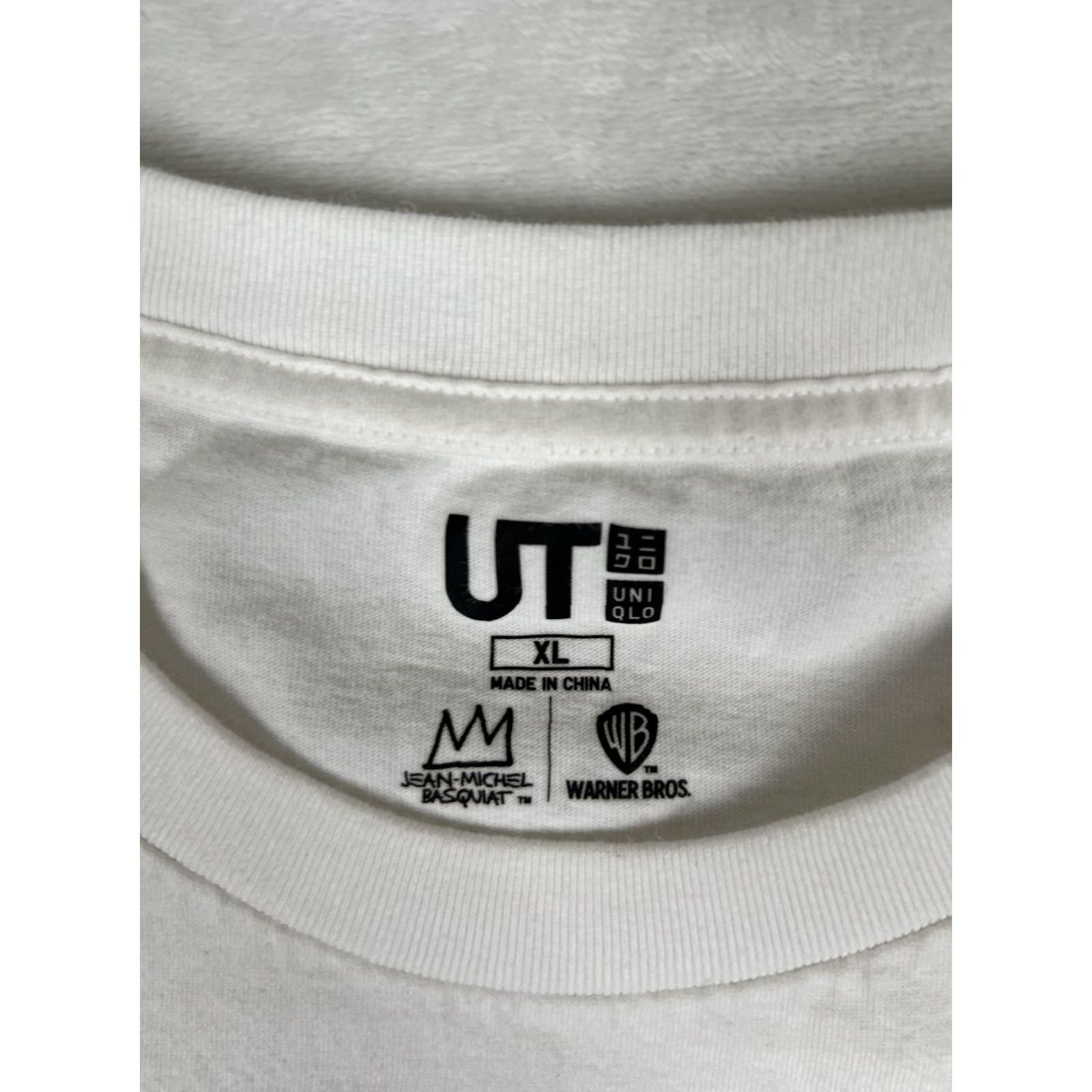 Uniqlo Uniqlo Shirt Mens XL White Basquiat Looney Tunes Bugs Bunny Graphic Size US XL / EU 56 / 4 - 4 Thumbnail
