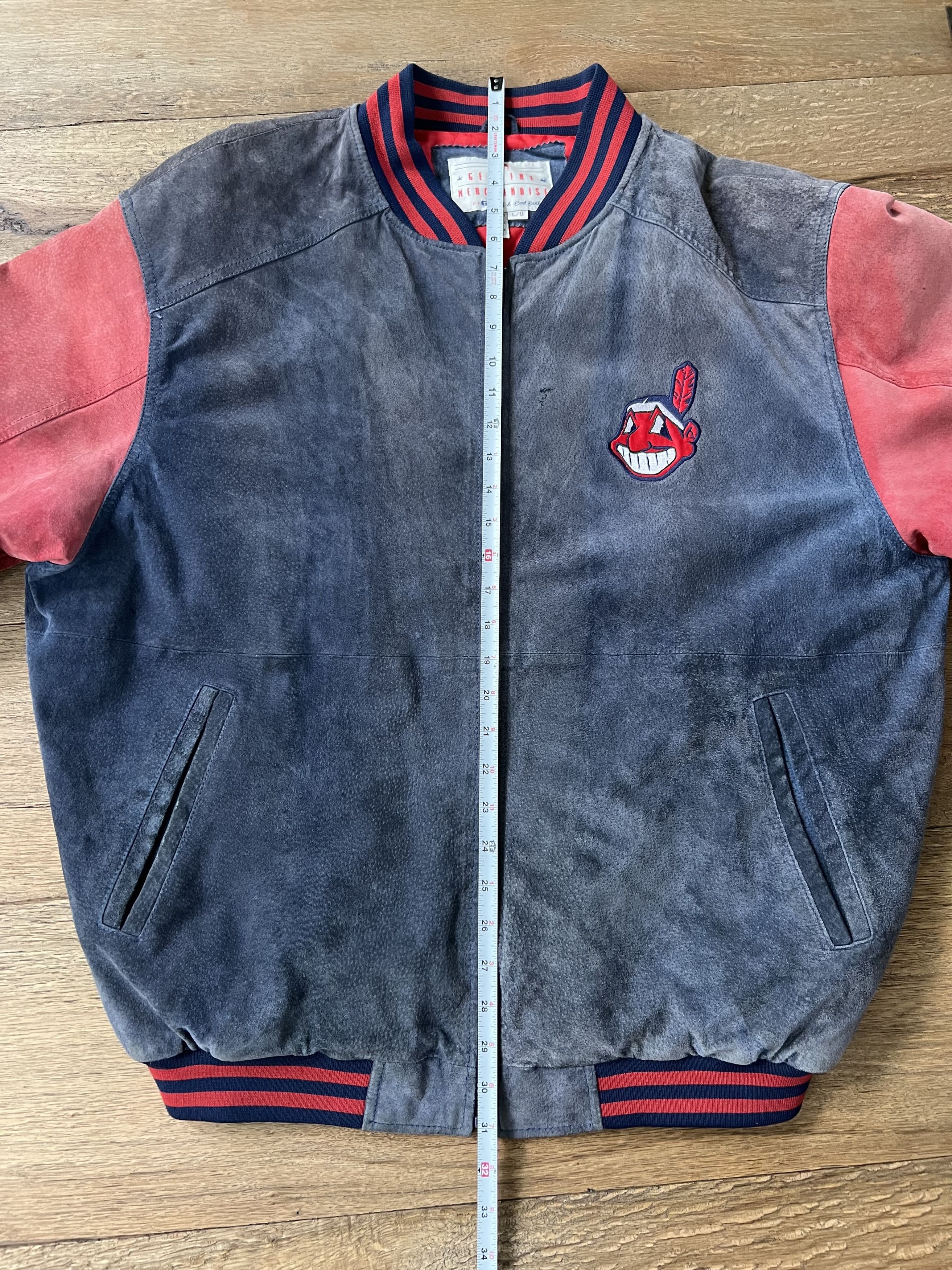 G-III Cleveland Indians 1990's Suede Leather Jacket Sz L Size US L / EU 52-54 / 3 - 12 Thumbnail