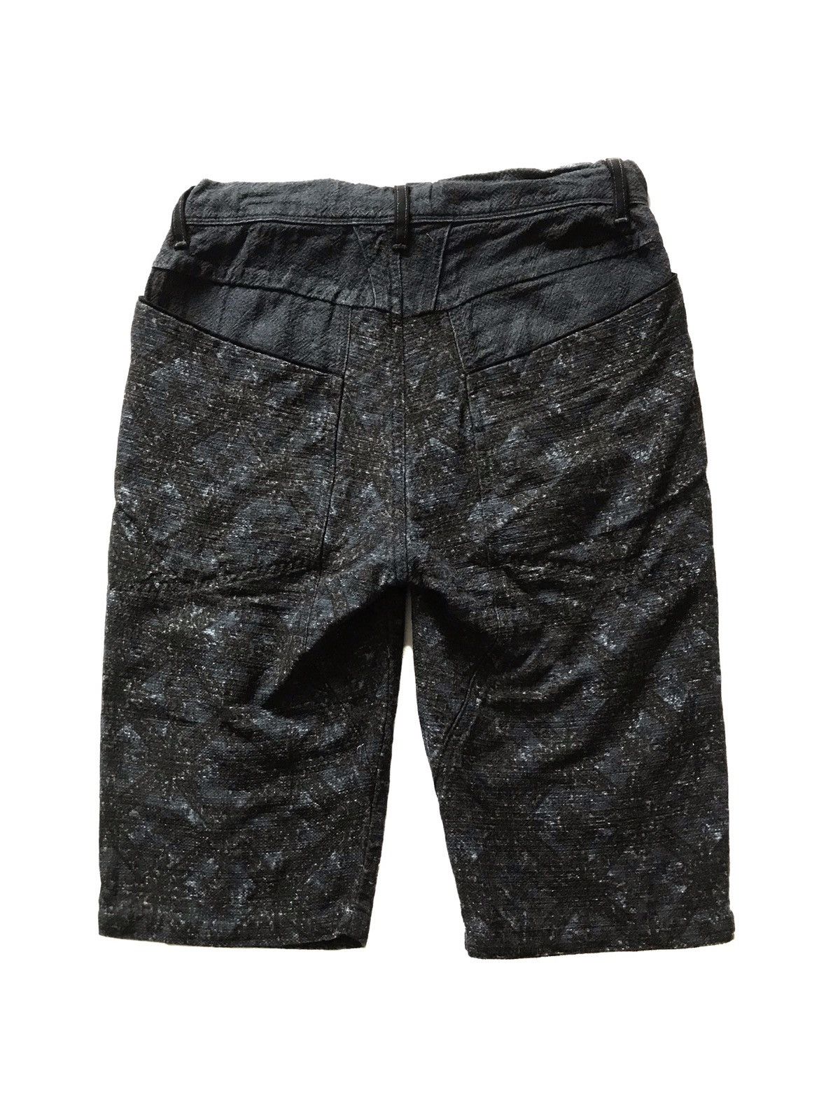 Marithe + Francois Girbaud MARITHE FRANCOIS GIRBAUD FULLPRINT SHORT PANTS Size US 30 / EU 46 - 2 Thumbnail
