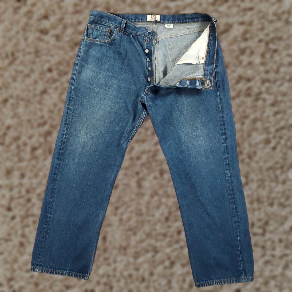 Levi's VINTAGE Levi's 501 Jeans Mens 42x32 Button Fly Distressed Regular Blue 90s Jeans Mens Size US 42 / EU 58 - 1 Thumbnail