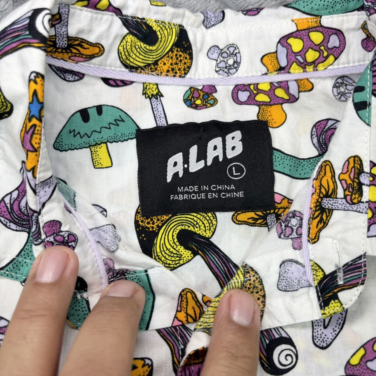 Other ALab Men's Button Down Shirt Mushrooms Multicolor Sz Large Size US L / EU 52-54 / 3 - 2 Thumbnail