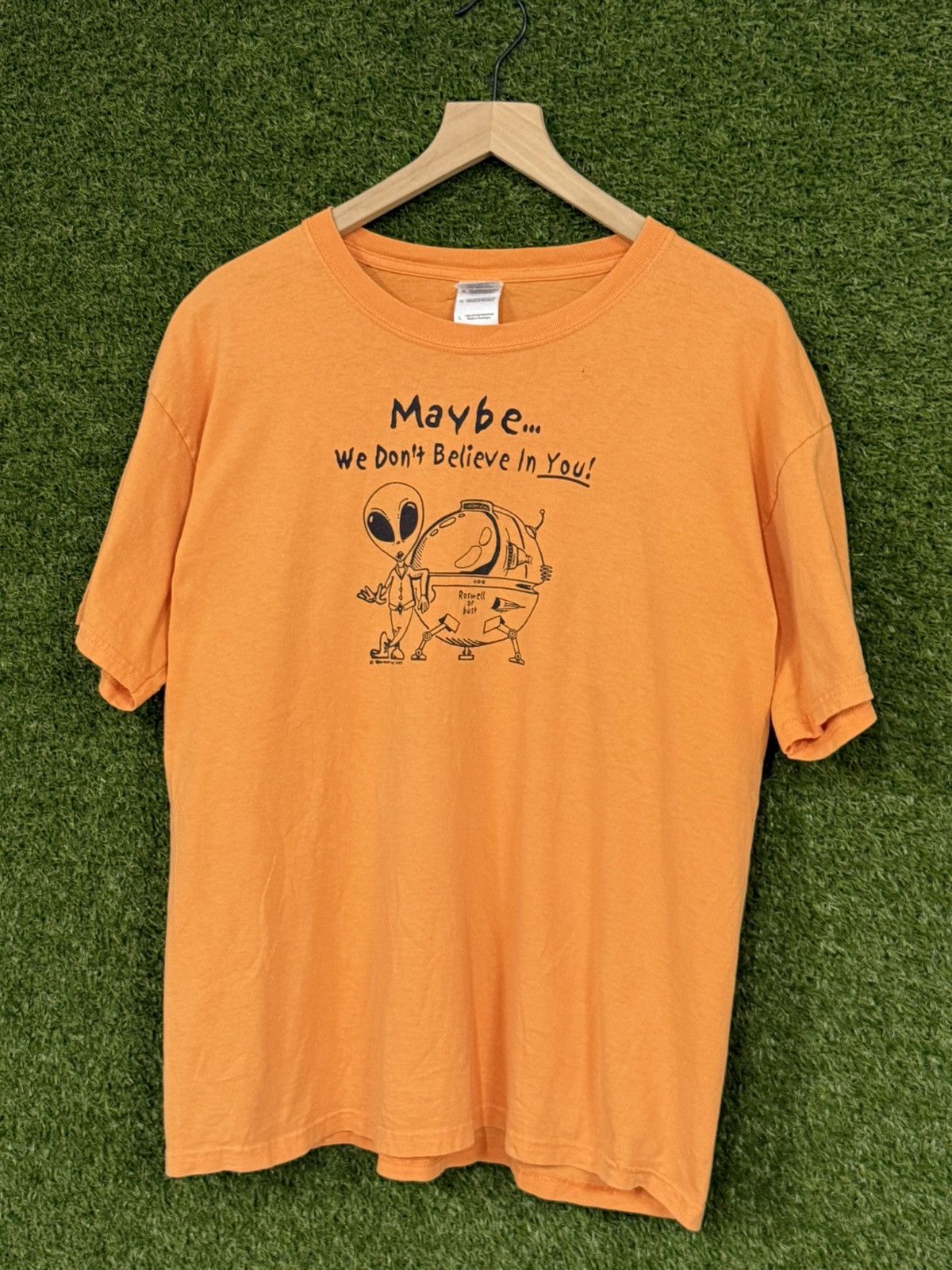 Vintage Vintage Roswell UFO Alien Conspiracy Orange Cream Tee Shirt Size US L / EU 52-54 / 3 - 2 Thumbnail
