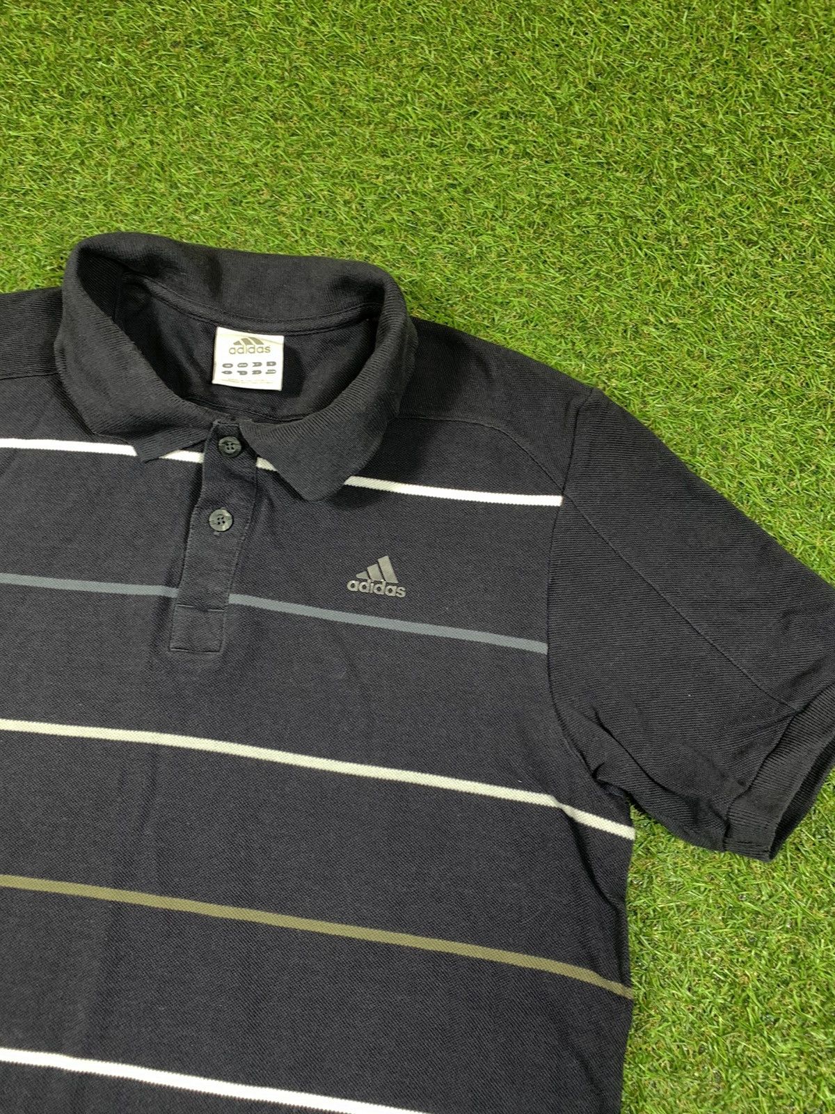 Adidas Vintage Adidas polo tee streetwear casual swoosh size L Size US L / EU 52-54 / 3 - 2 Thumbnail
