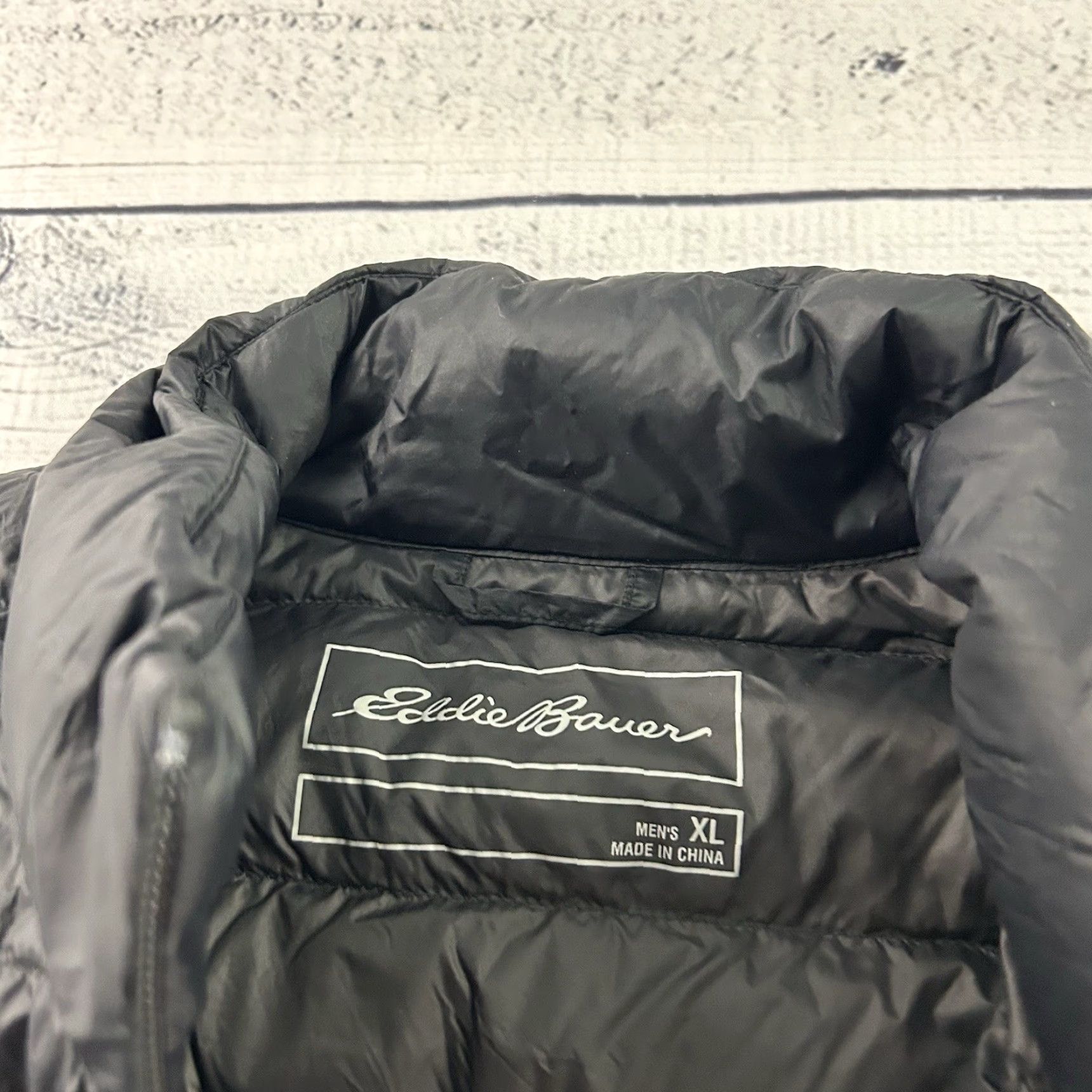Eddie Bauer Eddie Bauer Full Zip Down Vest Men's XL Black Size US XL / EU 56 / 4 - 3 Thumbnail