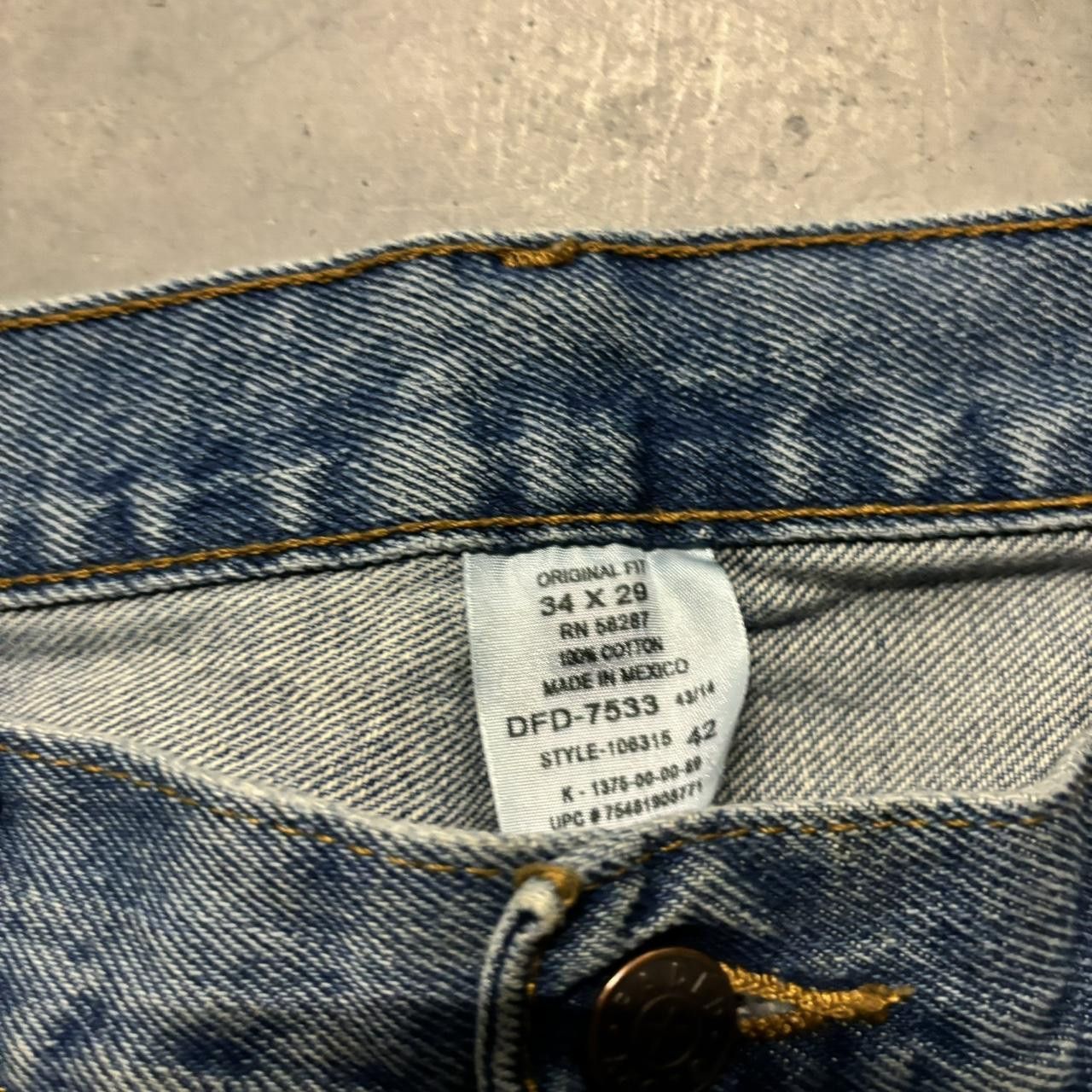 Japanese Brand × Vintage Crazy Vintage Y2K/2000s Grunge Medium Wash Essential Denim Jeans! Size US 34 / EU 50 - 7 Thumbnail