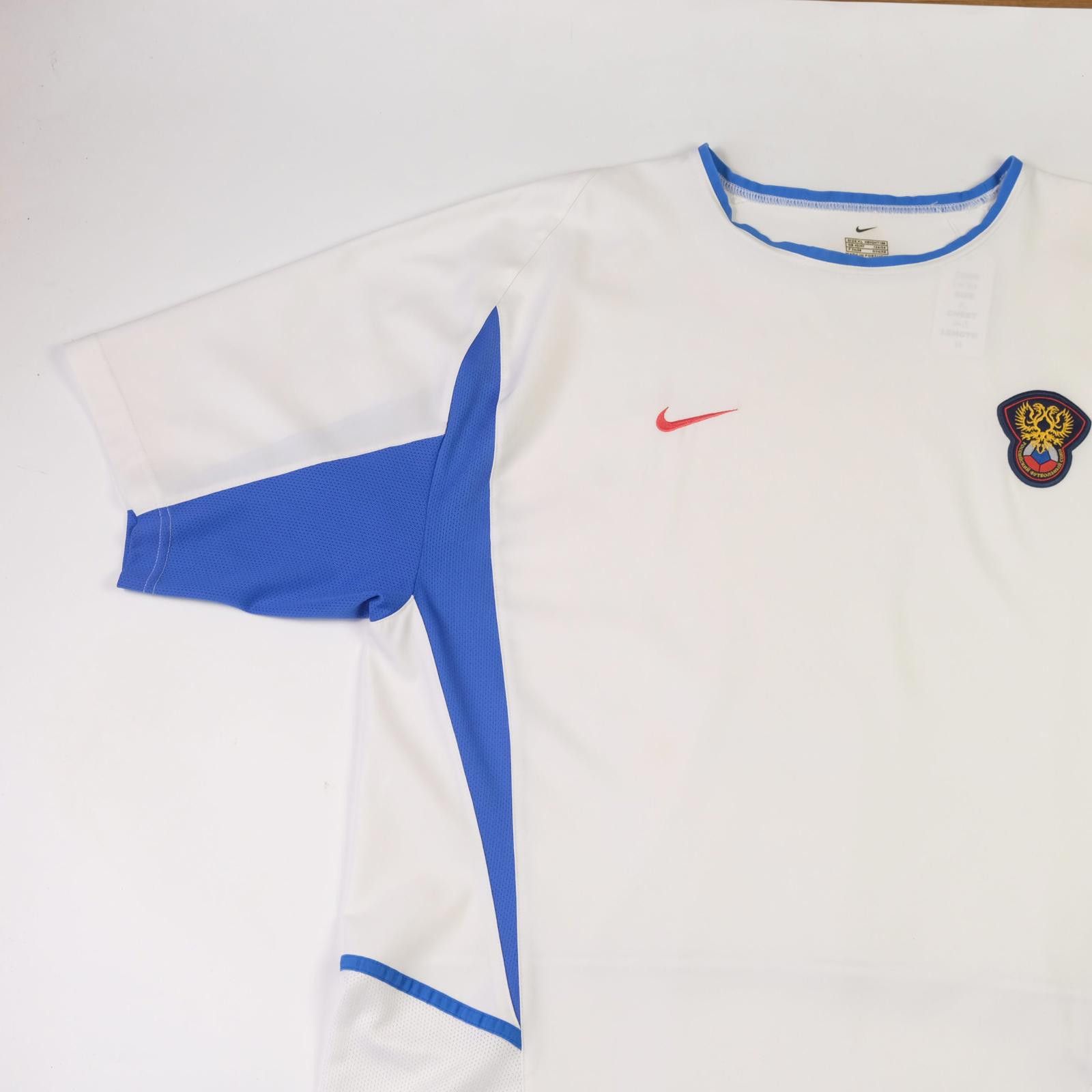 Nike 2002/03 Russia Home Shirt (XL) Size US XL / EU 56 / 4 - 3 Thumbnail