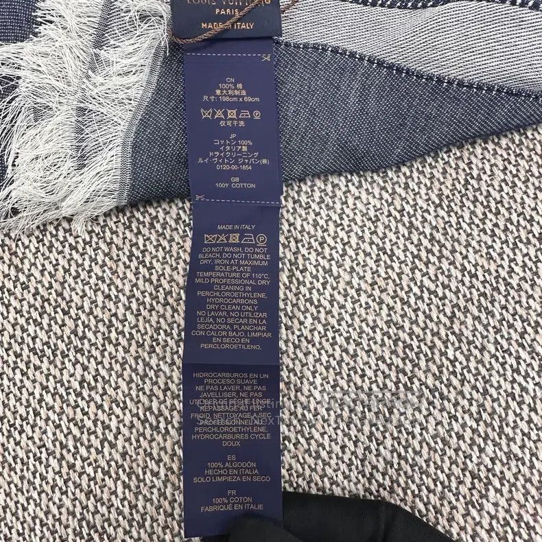 Louis Vuitton Louis Vuitton Blue wool scarf Size ONE SIZE - 5 Thumbnail