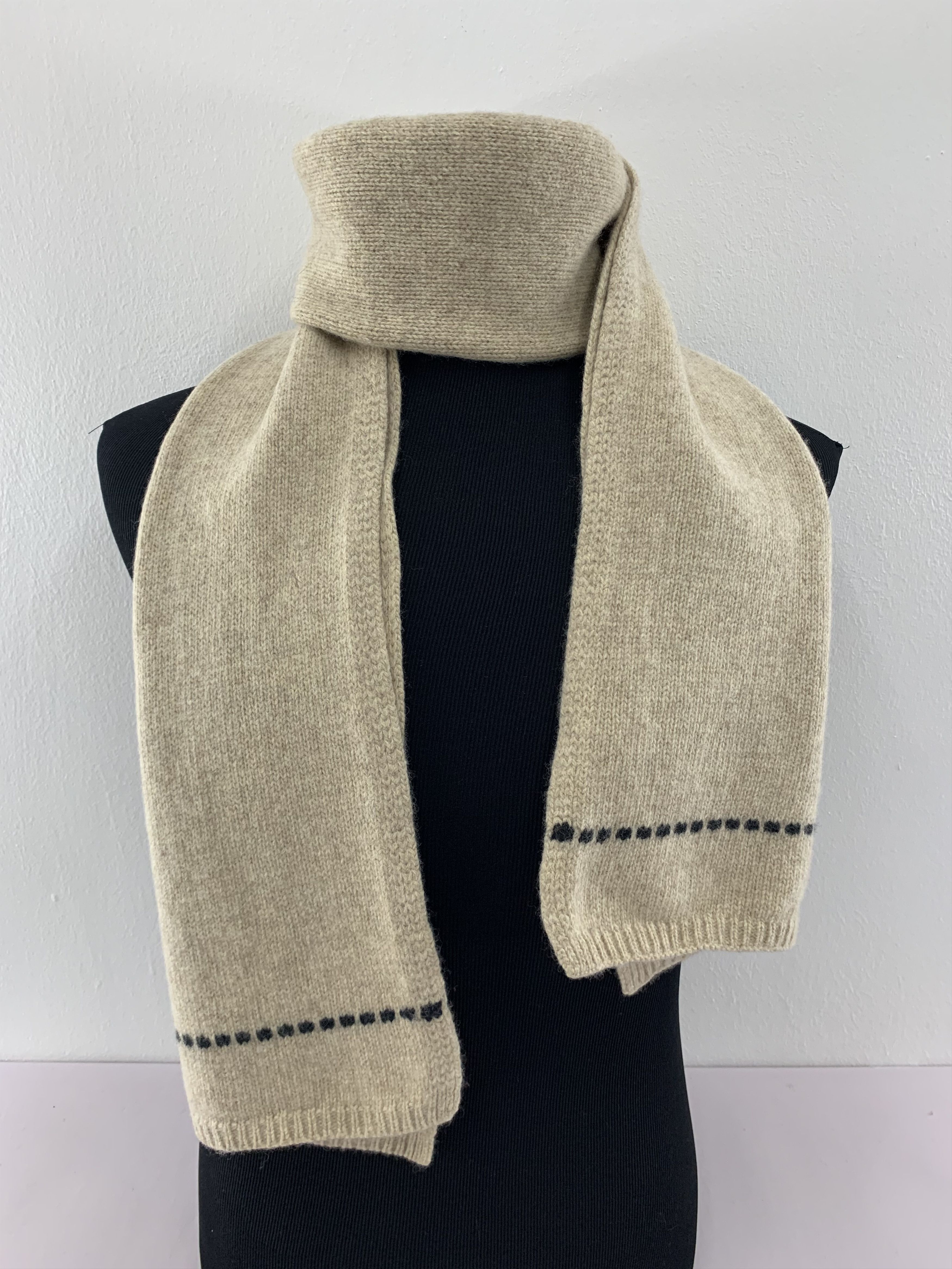 Hugo Boss Boss Hugo Boss Scarf Wool Muffler Neck Wrap BL5206 Size ONE SIZE - 1 Thumbnail
