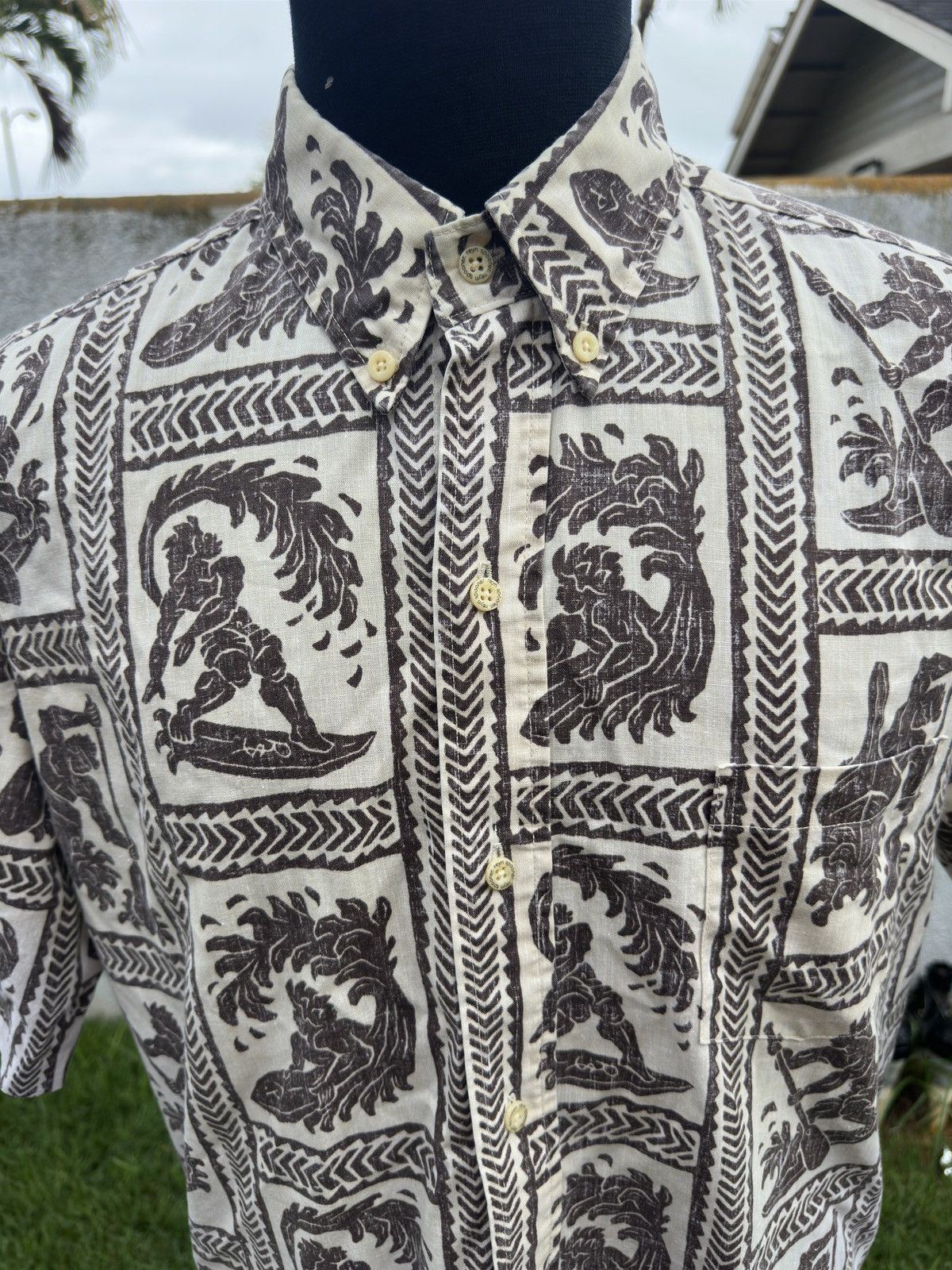Reyn Spooner PreOwned Reyn Spooner Beige Hawaiian Print Men's L Beige Size US L / EU 52-54 / 3 - 3 Thumbnail