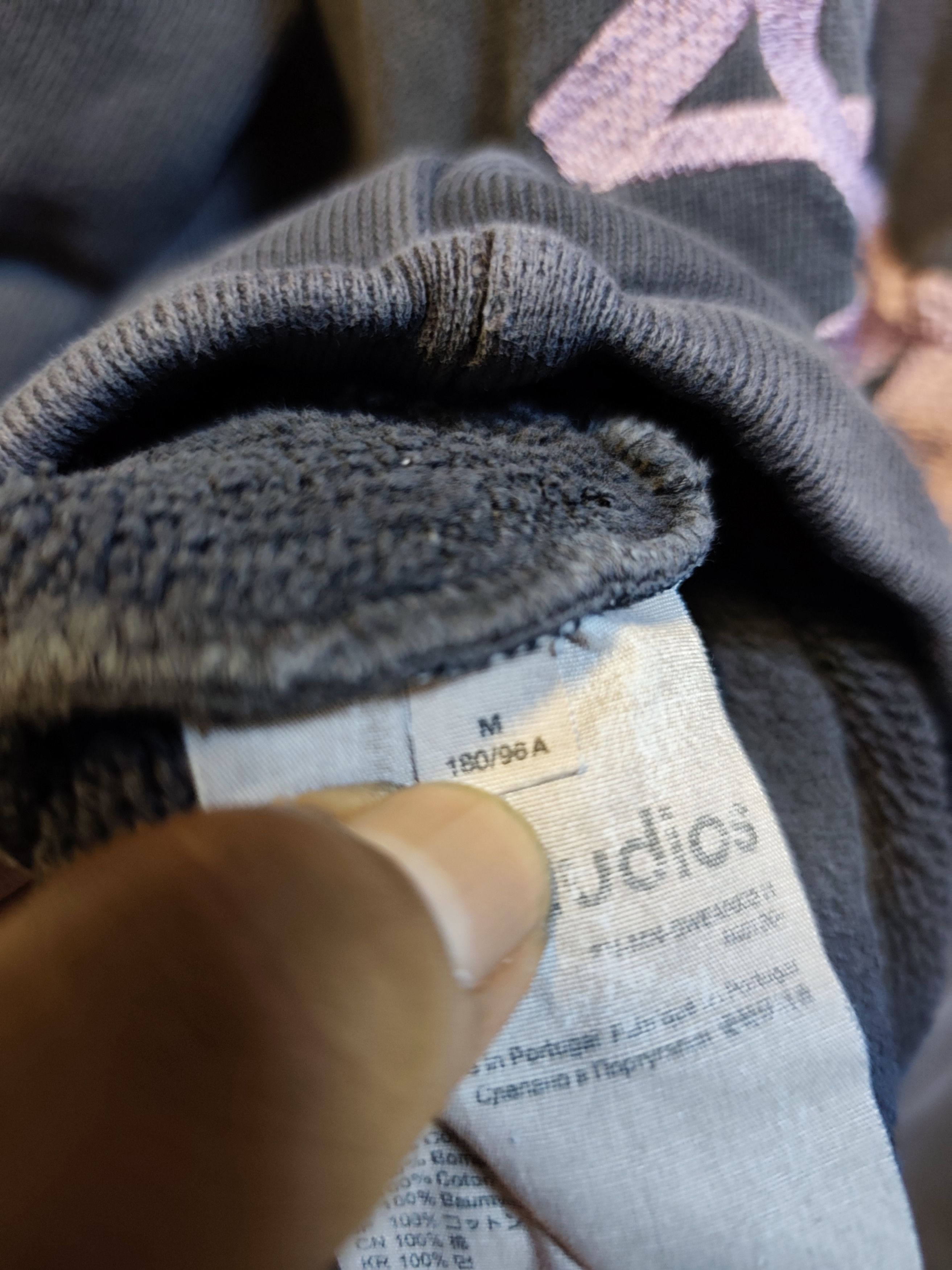 Acne Studios Acne Studios Oversized Embroidered Circle Logo Pullover Size US M / EU 48-50 / 2 - 5 Thumbnail