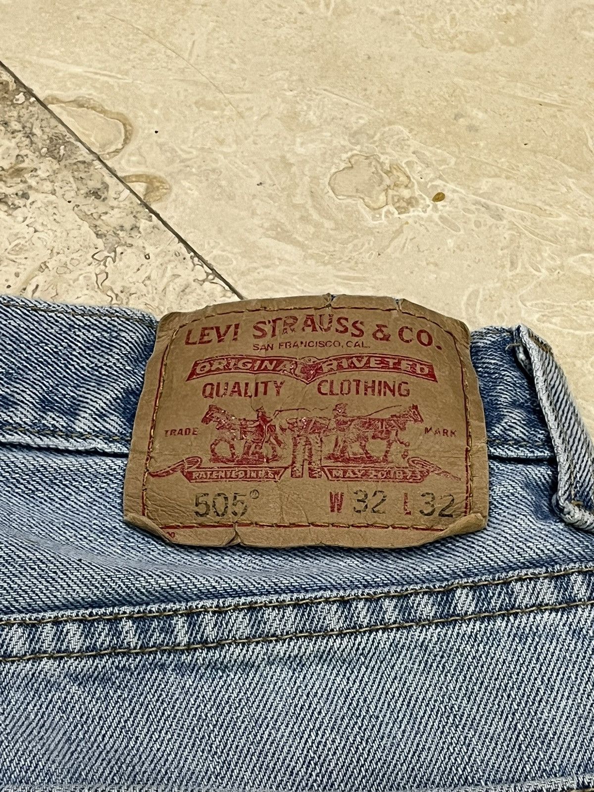 Levi's Distressed Levi’s 505 Light Wash Denim Jeans Size US 32 / EU 48 - 10 Thumbnail