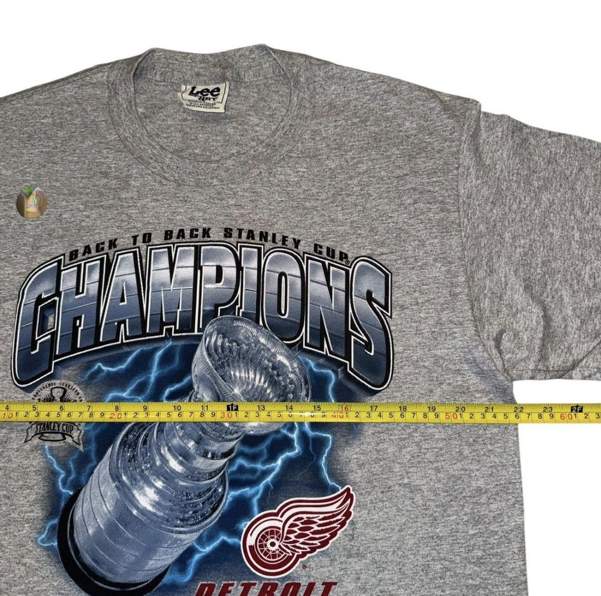 NHL vintage 1998 detroit redwings nhl championship lightning tee Size US L / EU 52-54 / 3 - 6 Thumbnail