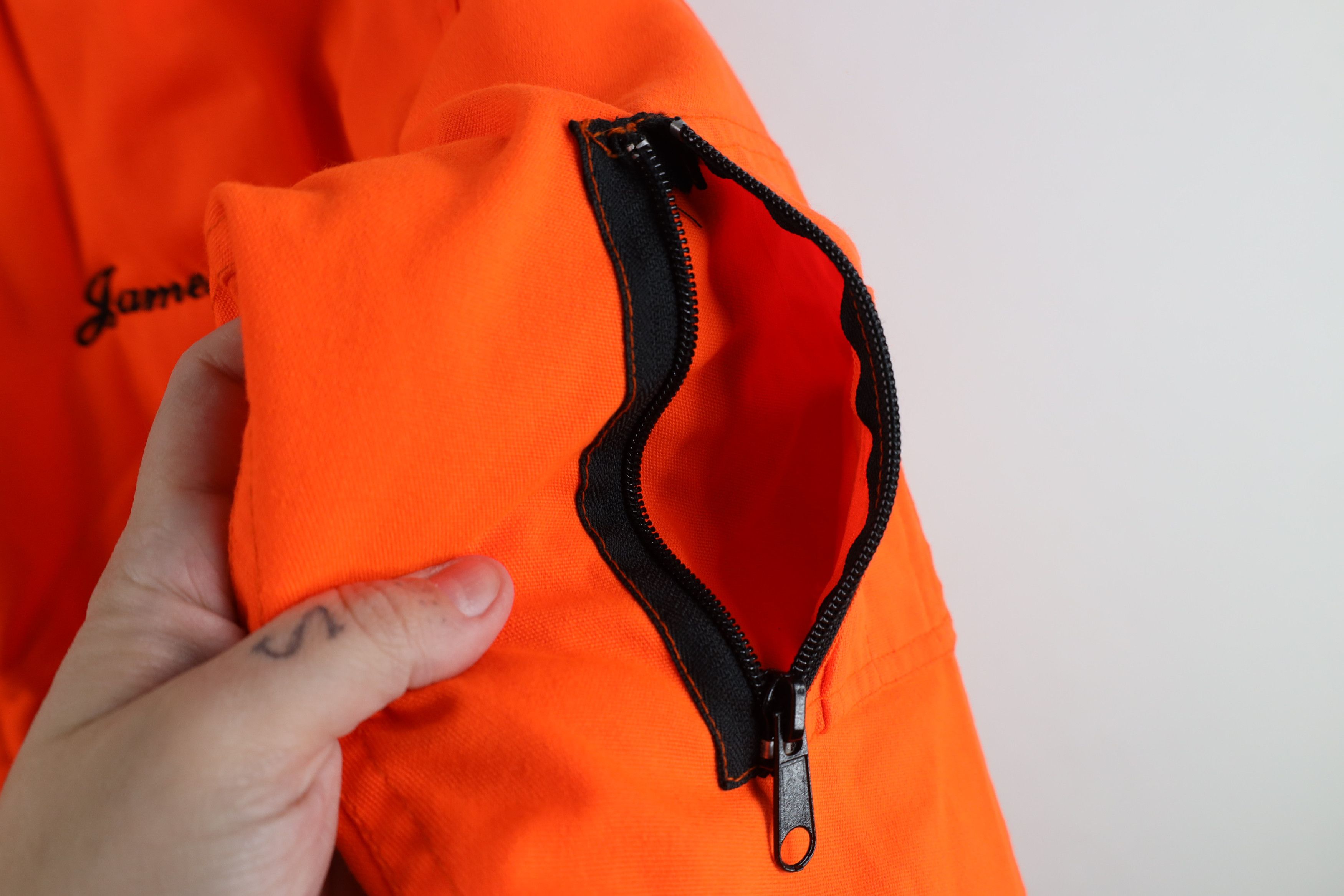 Vintage Vintage 90s Abrams Towing Quilted Bomber Jacket Blaze Orange Size US XL / EU 56 / 4 - 6 Thumbnail