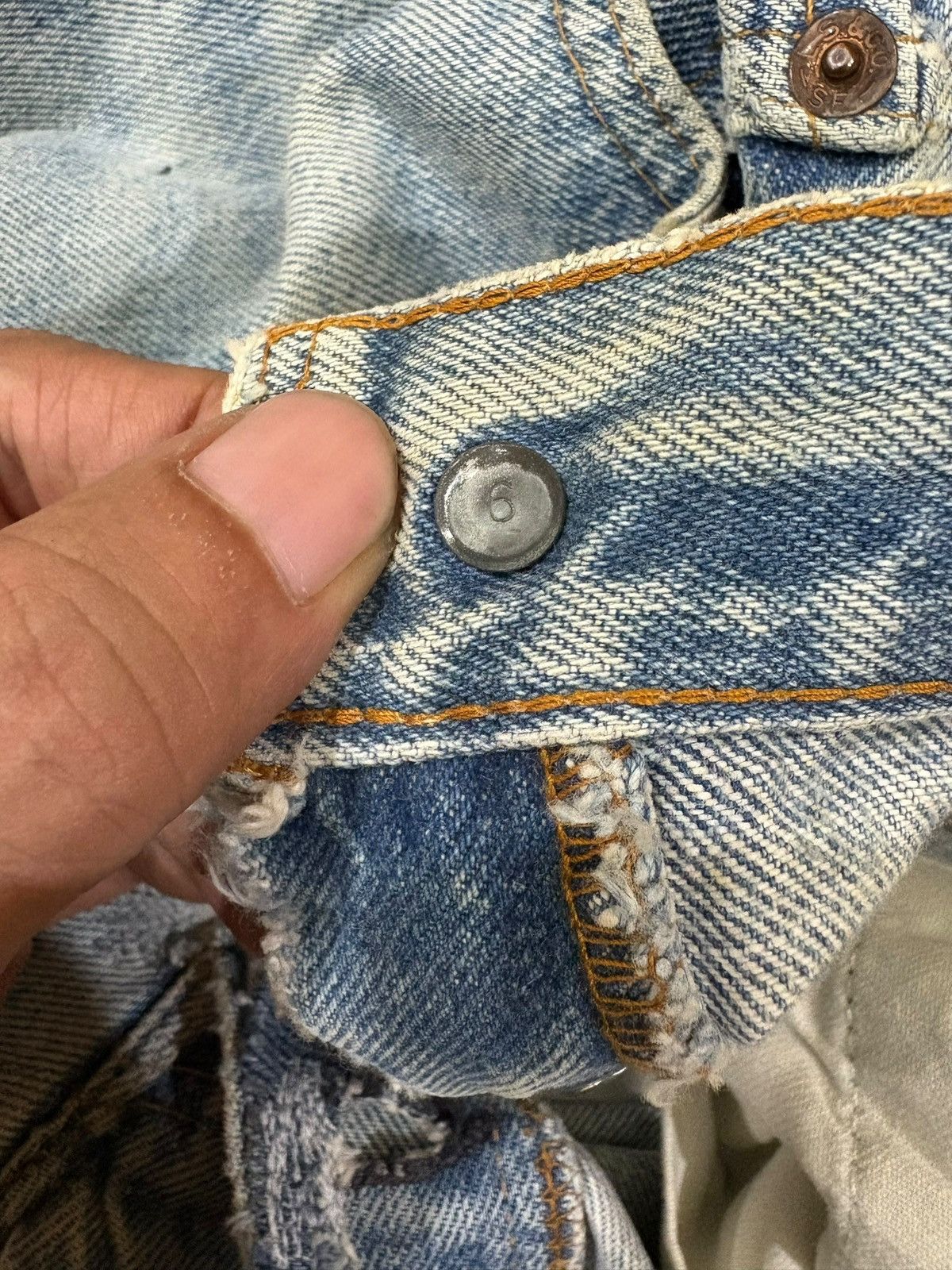 Levi's Vintage 70s Levis 501 Selvedge Distress Jean Shorts Button 6 Size US 27 - 8 Thumbnail