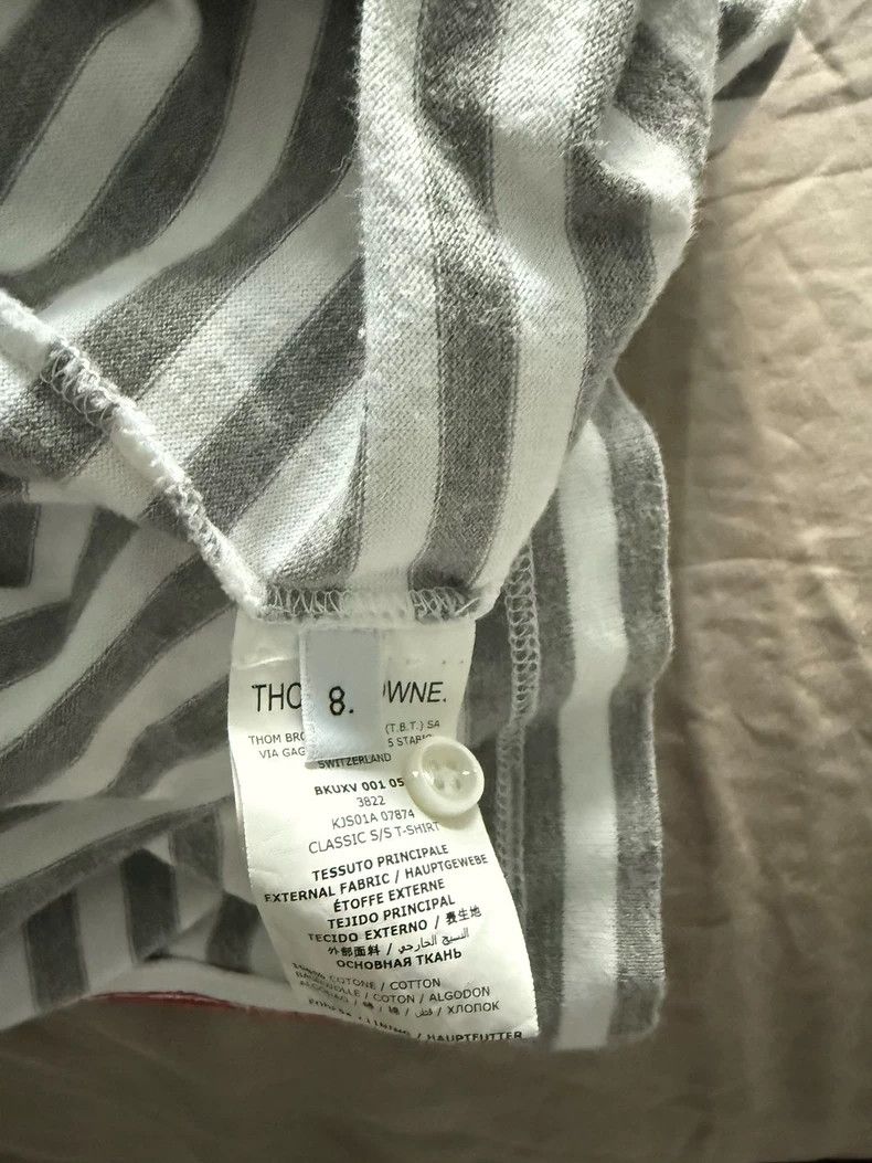 Thom Browne Thom Browne size8 Gray and white striped short sleeves Size US XXL / EU 58 / 5 - 3 Thumbnail